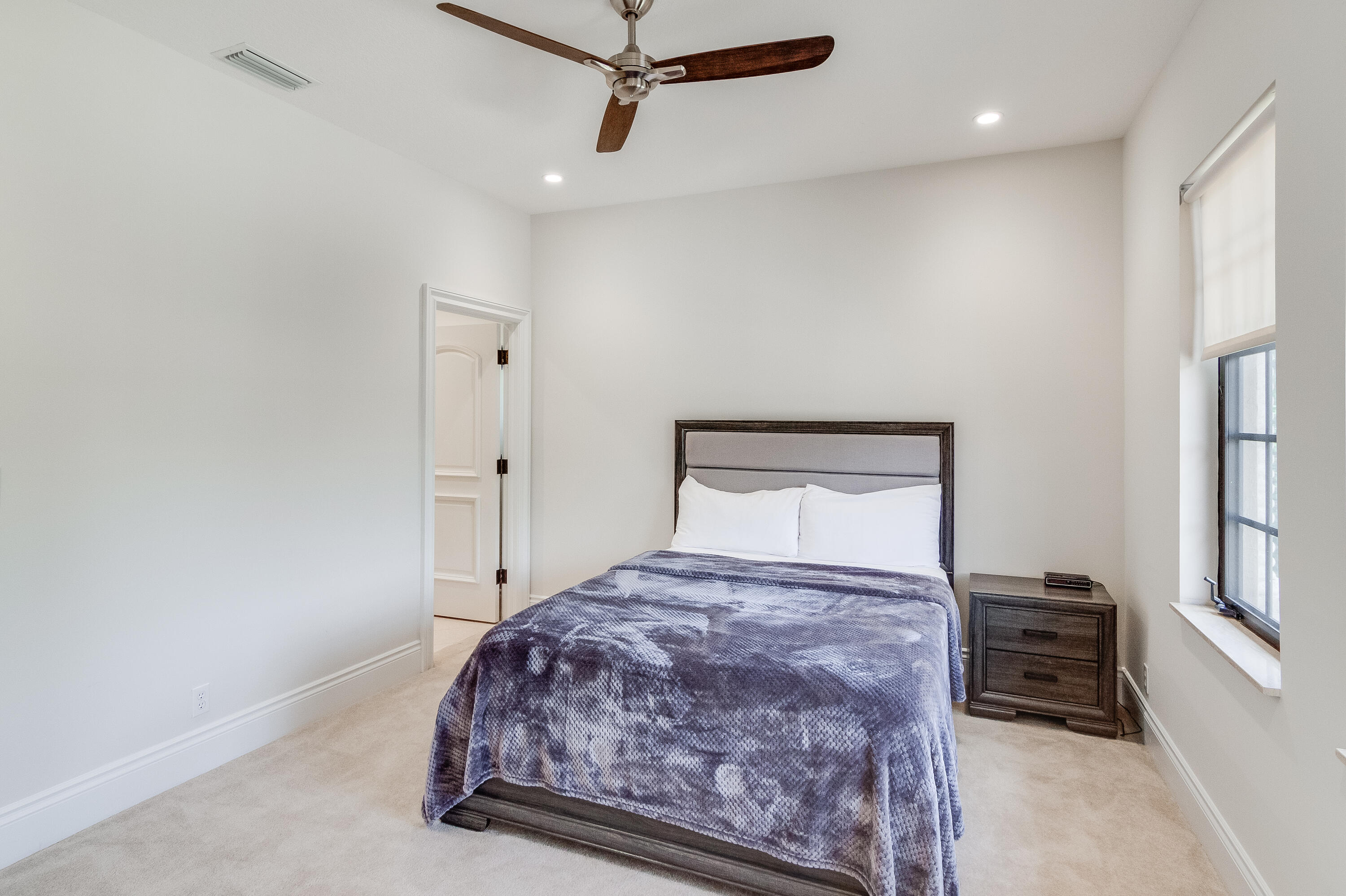 POINT MANALAPAN PL 3 IN - Residential