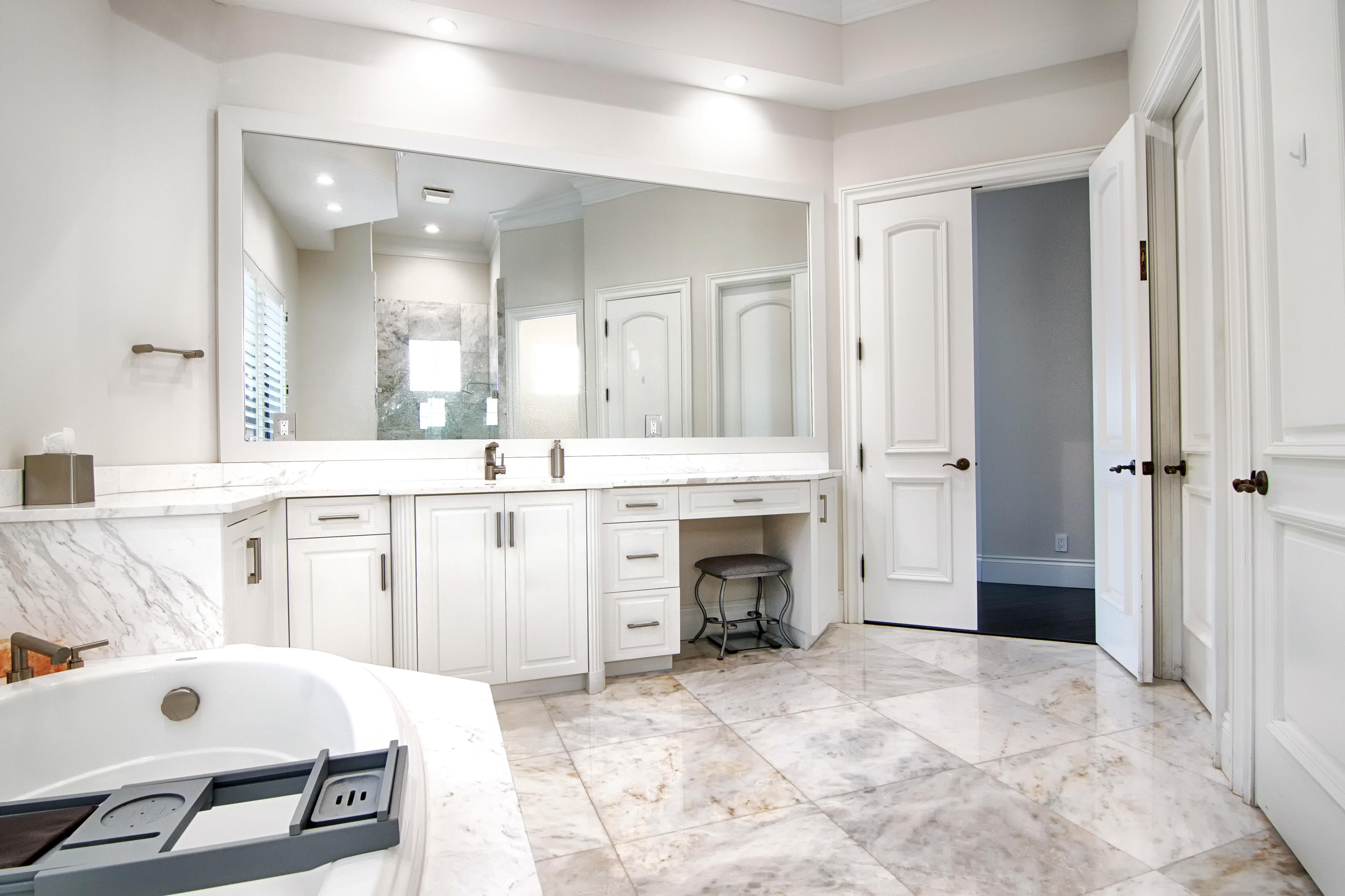 POINT MANALAPAN PL 3 IN - Residential