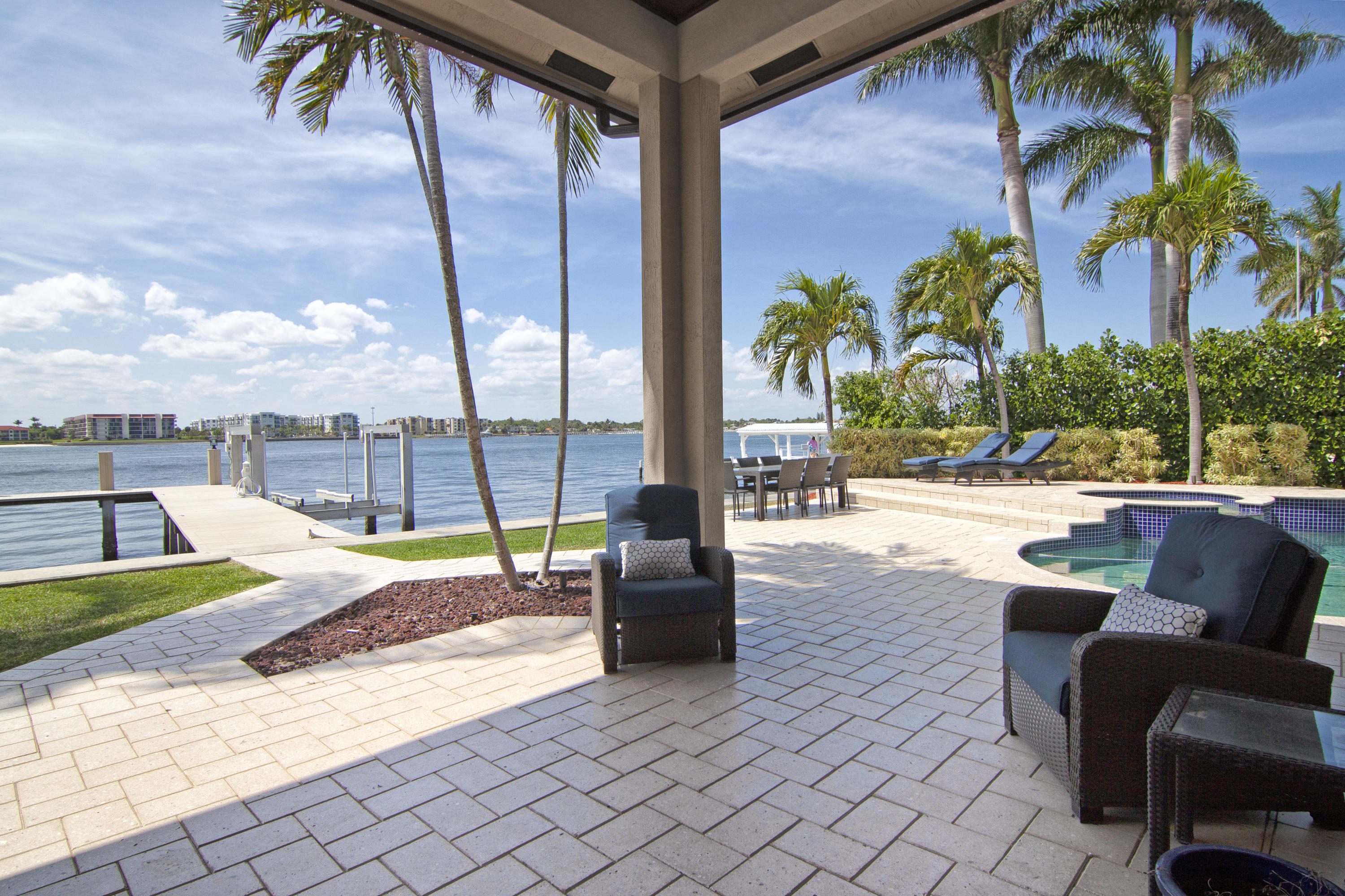 POINT MANALAPAN PL 3 IN - Residential