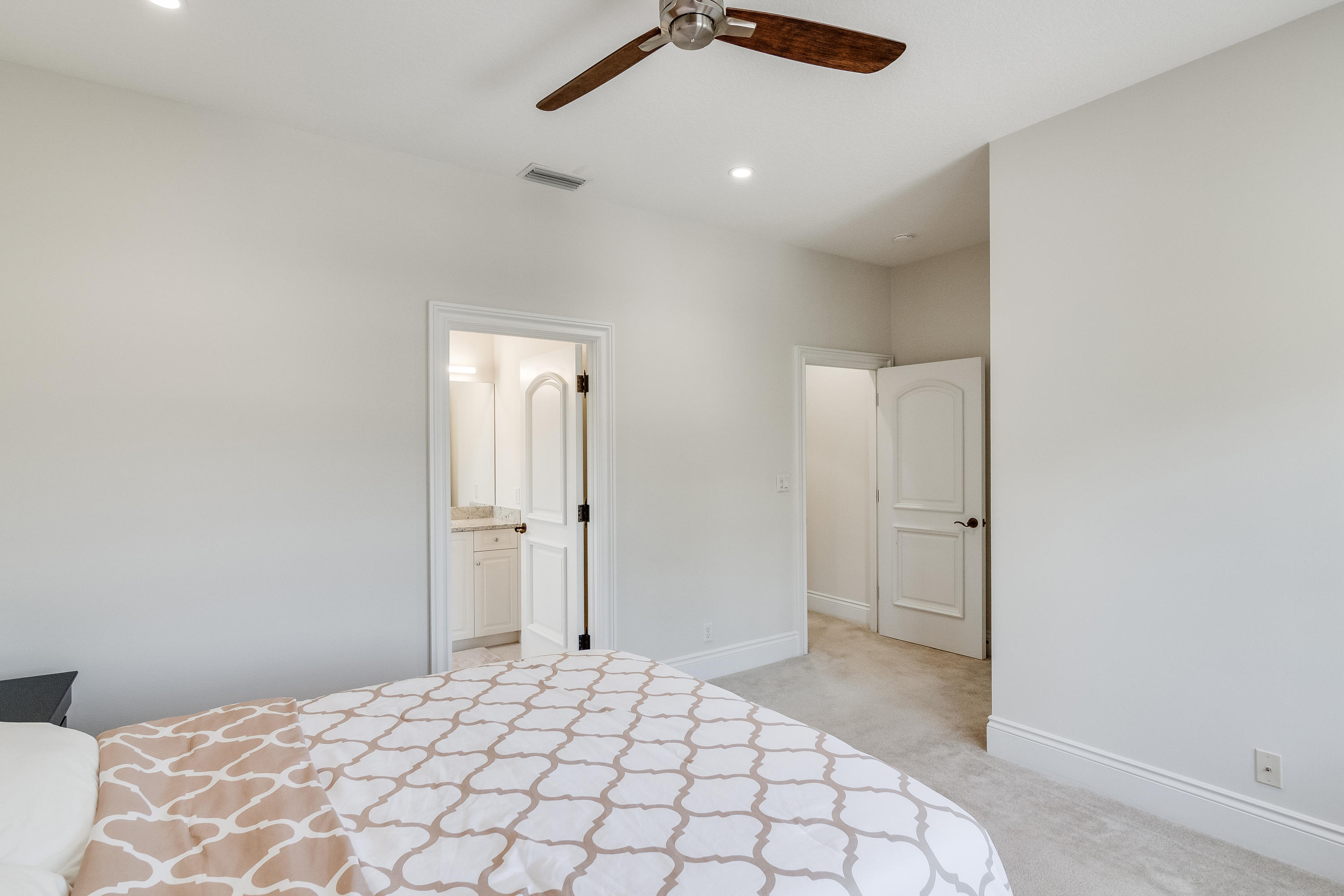 POINT MANALAPAN PL 3 IN - Residential