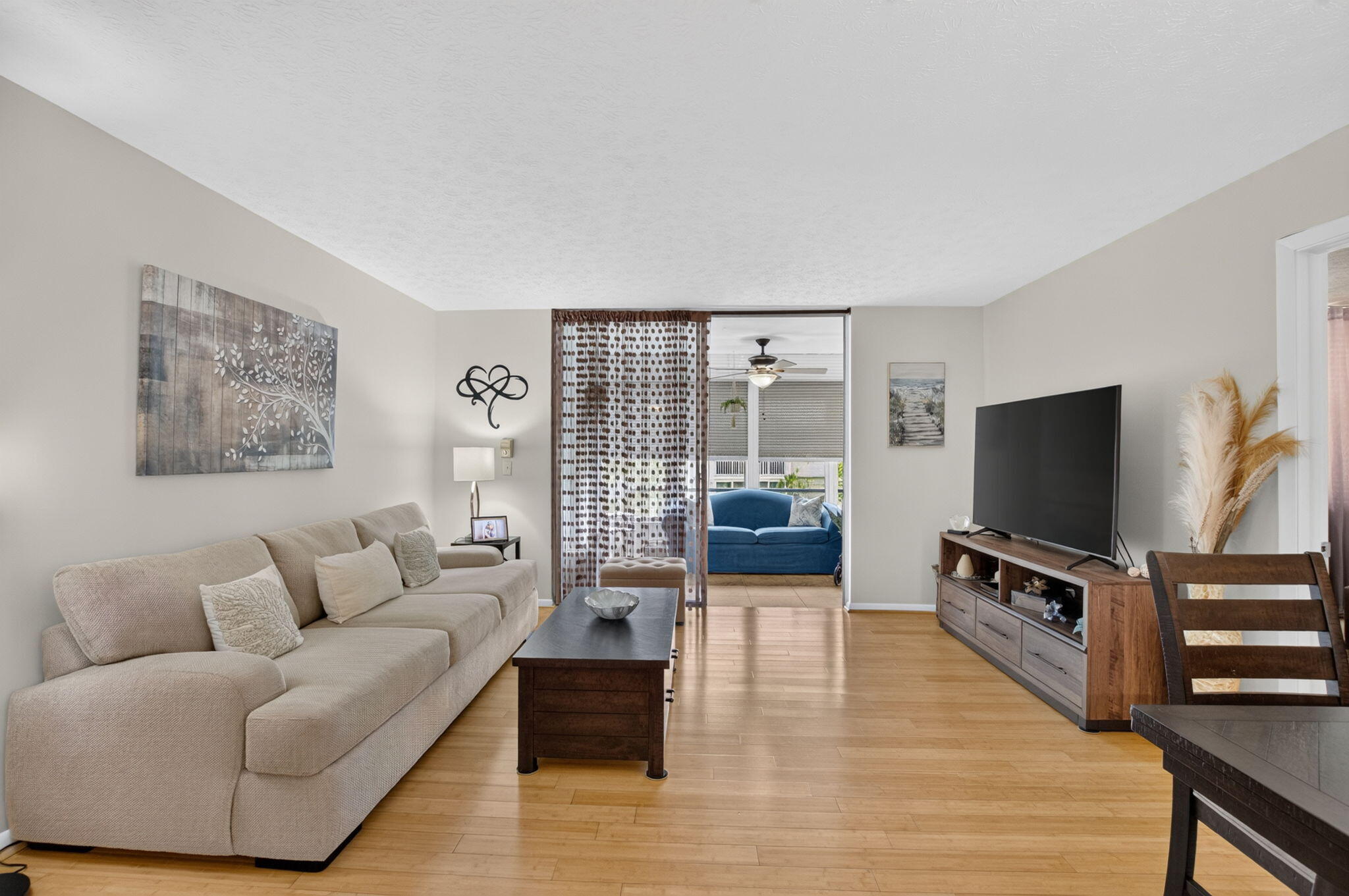 VILLAGES OF ORIOLE ABBEY CONDO - Residential