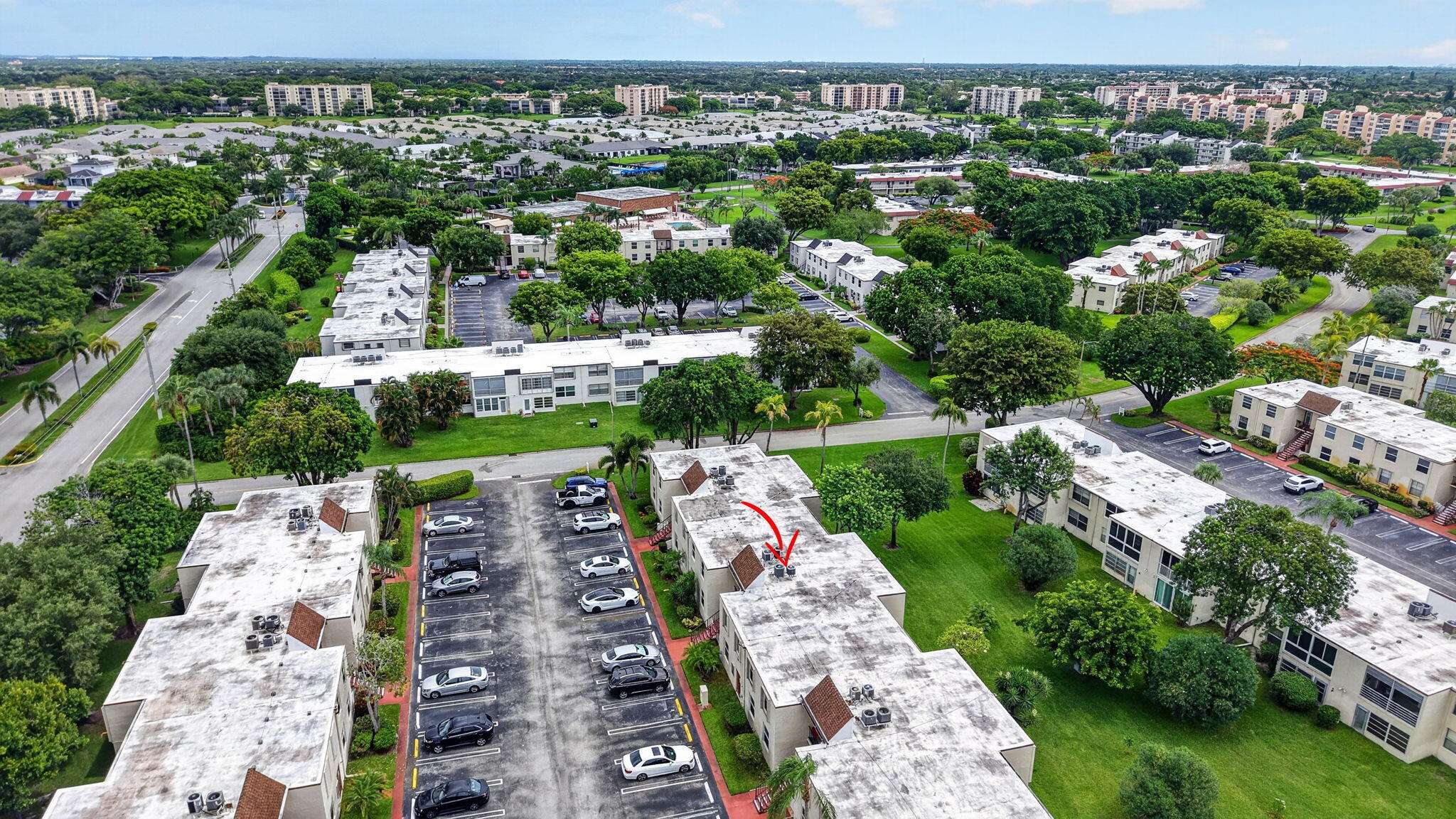 VILLAGES OF ORIOLE ABBEY CONDO - Residential