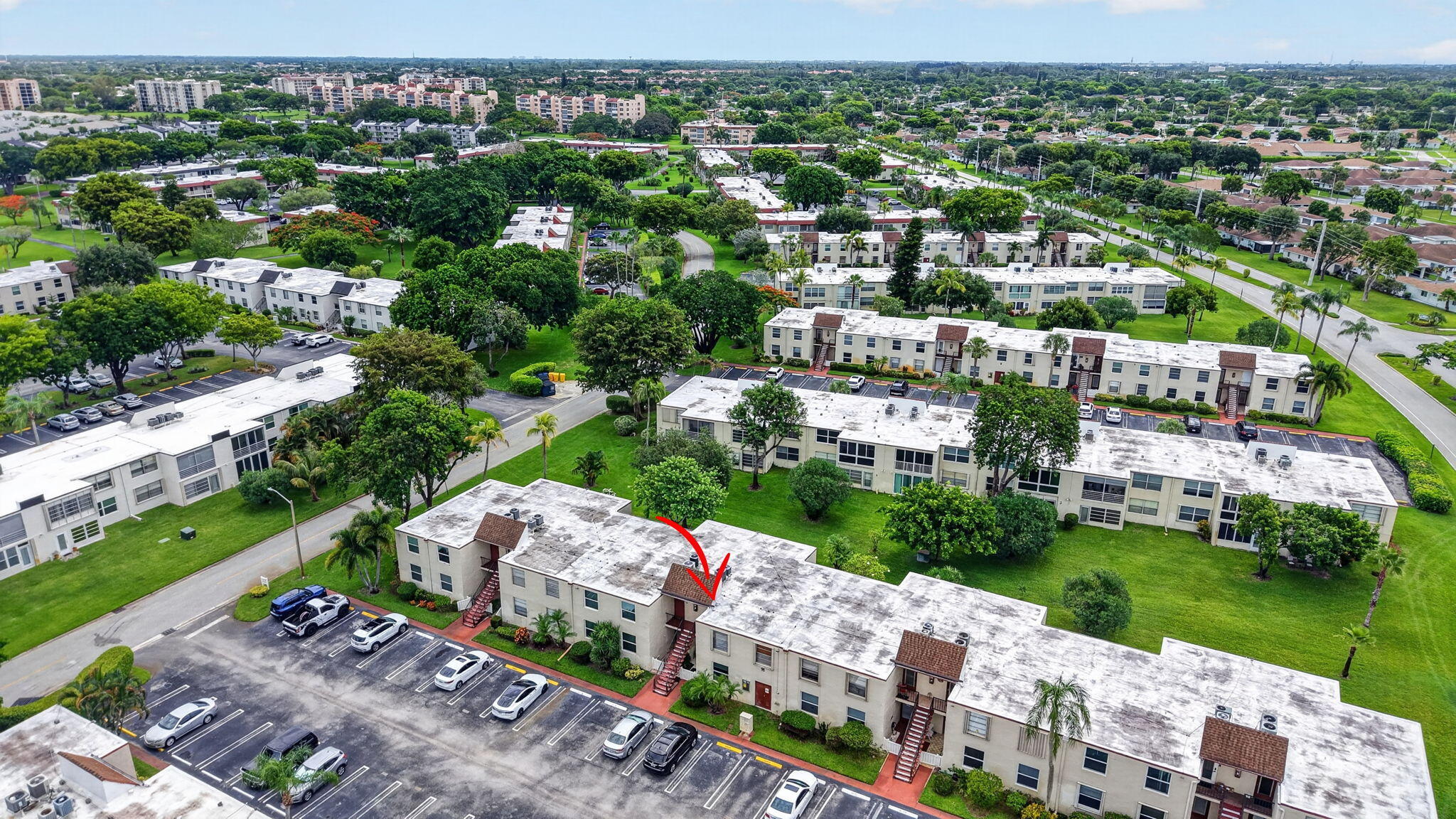 VILLAGES OF ORIOLE ABBEY CONDO - Residential