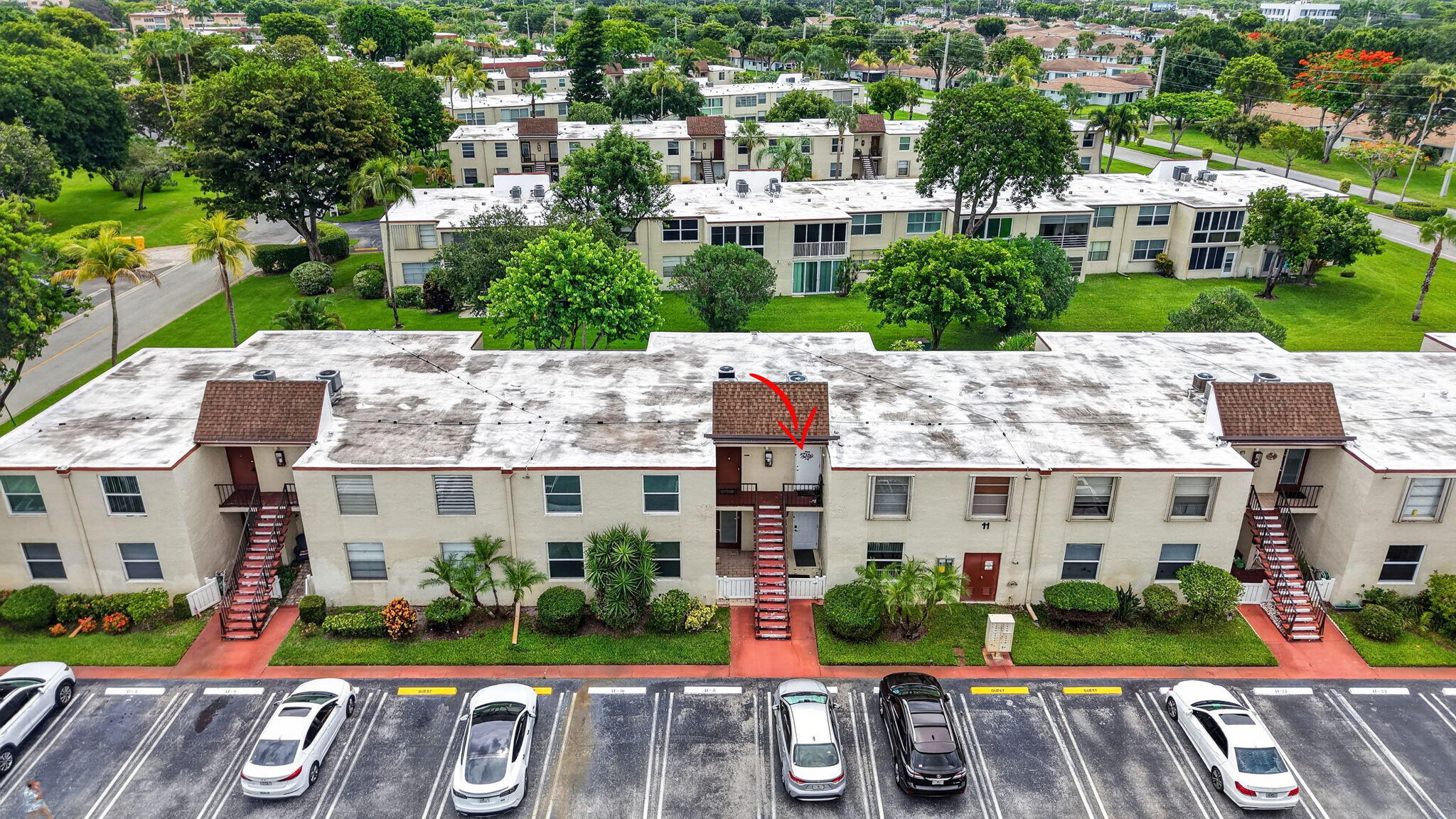 VILLAGES OF ORIOLE ABBEY CONDO - Residential