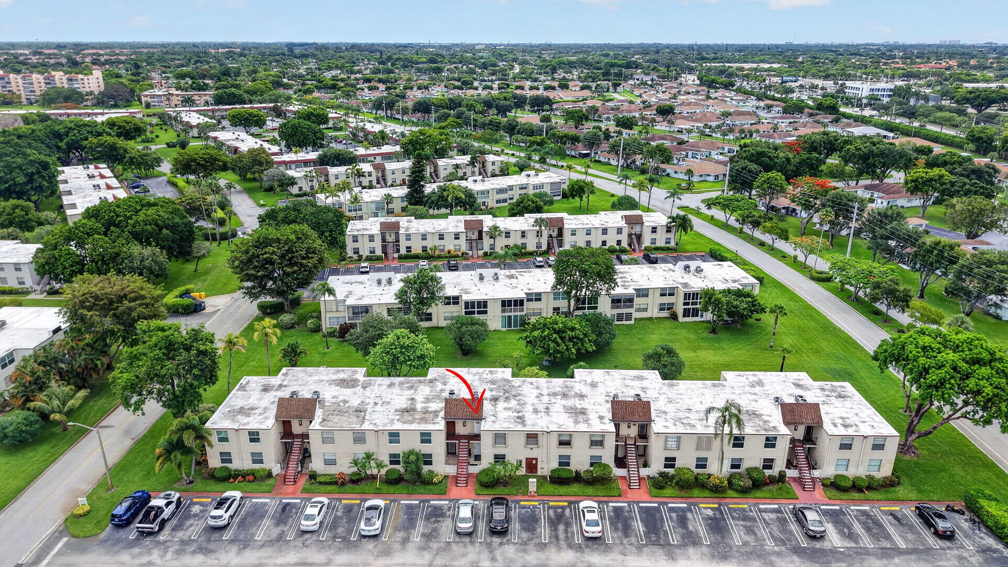VILLAGES OF ORIOLE ABBEY CONDO - Residential