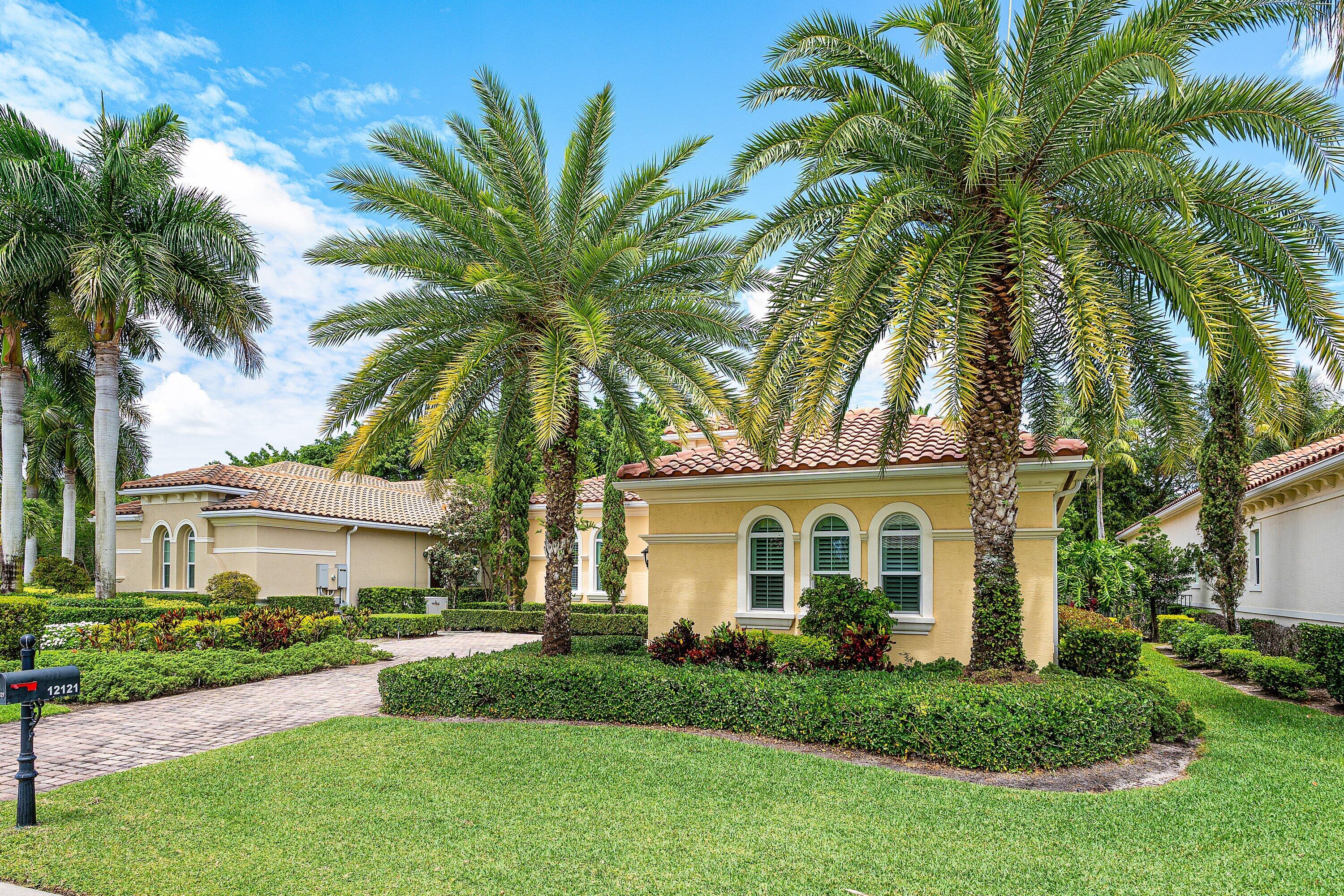 HUNTERS CHASE OF PALM BEACH POLO & COUNT - Residential