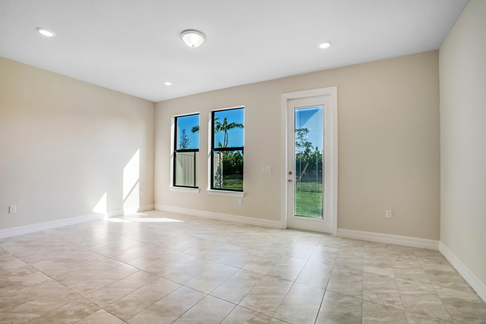 FIELDS AT GULFSTREAM POLO PUD PLAT SIX - Residential Lease