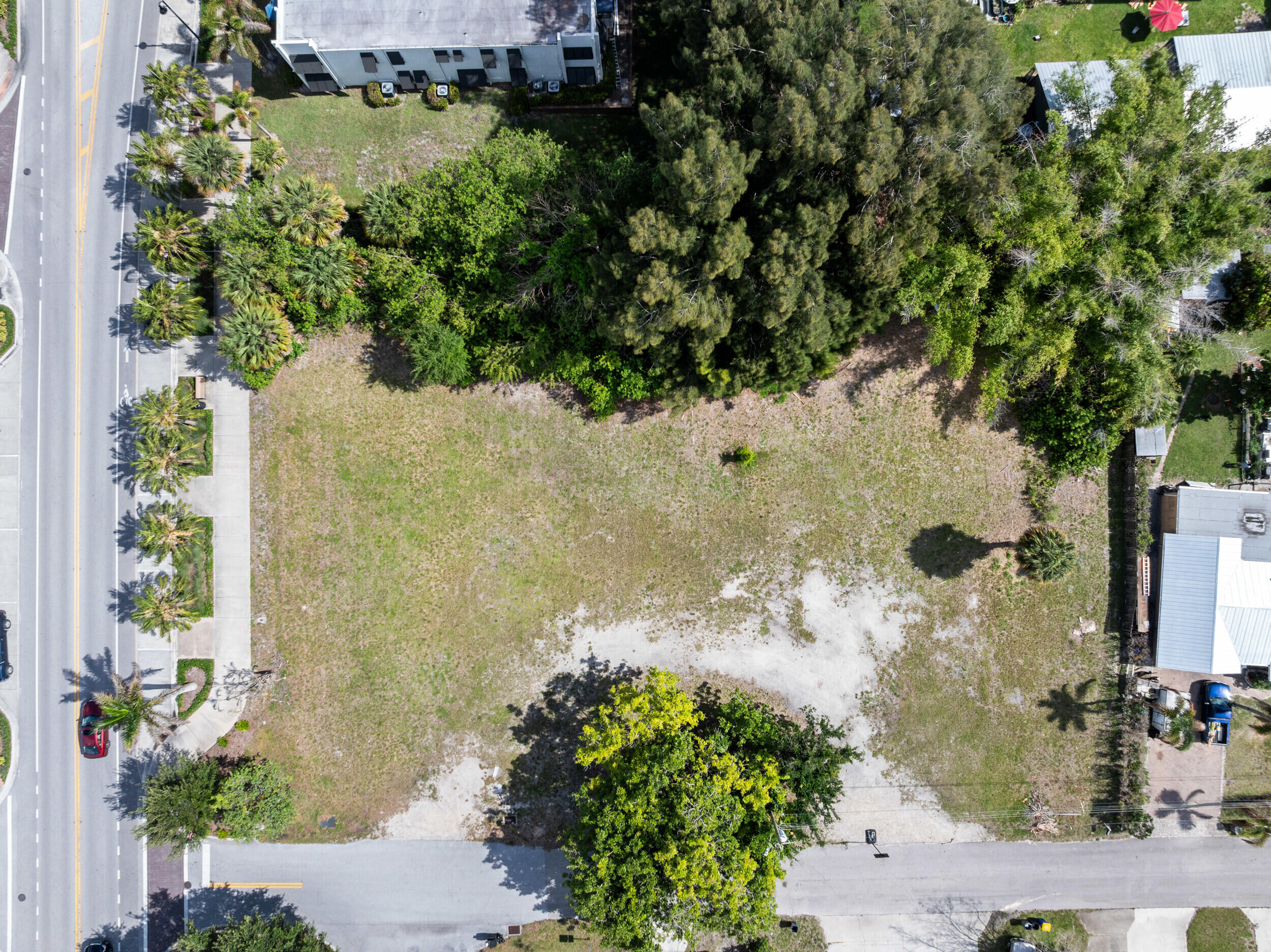 M4 M4-PALM CITY - Land