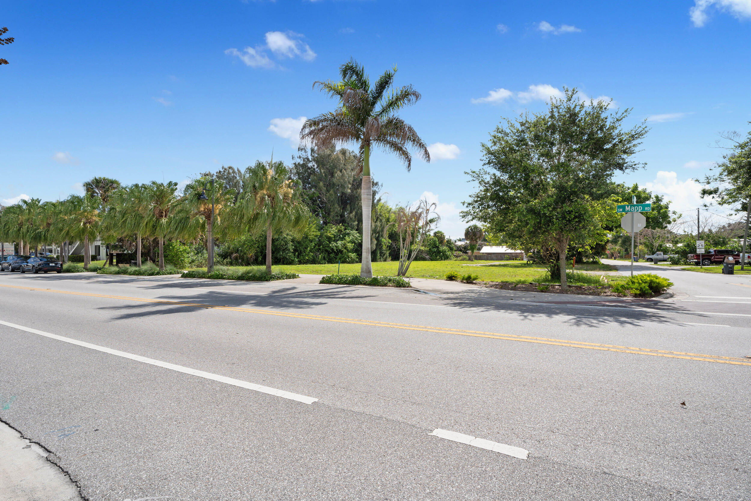 M4 M4-PALM CITY - Land