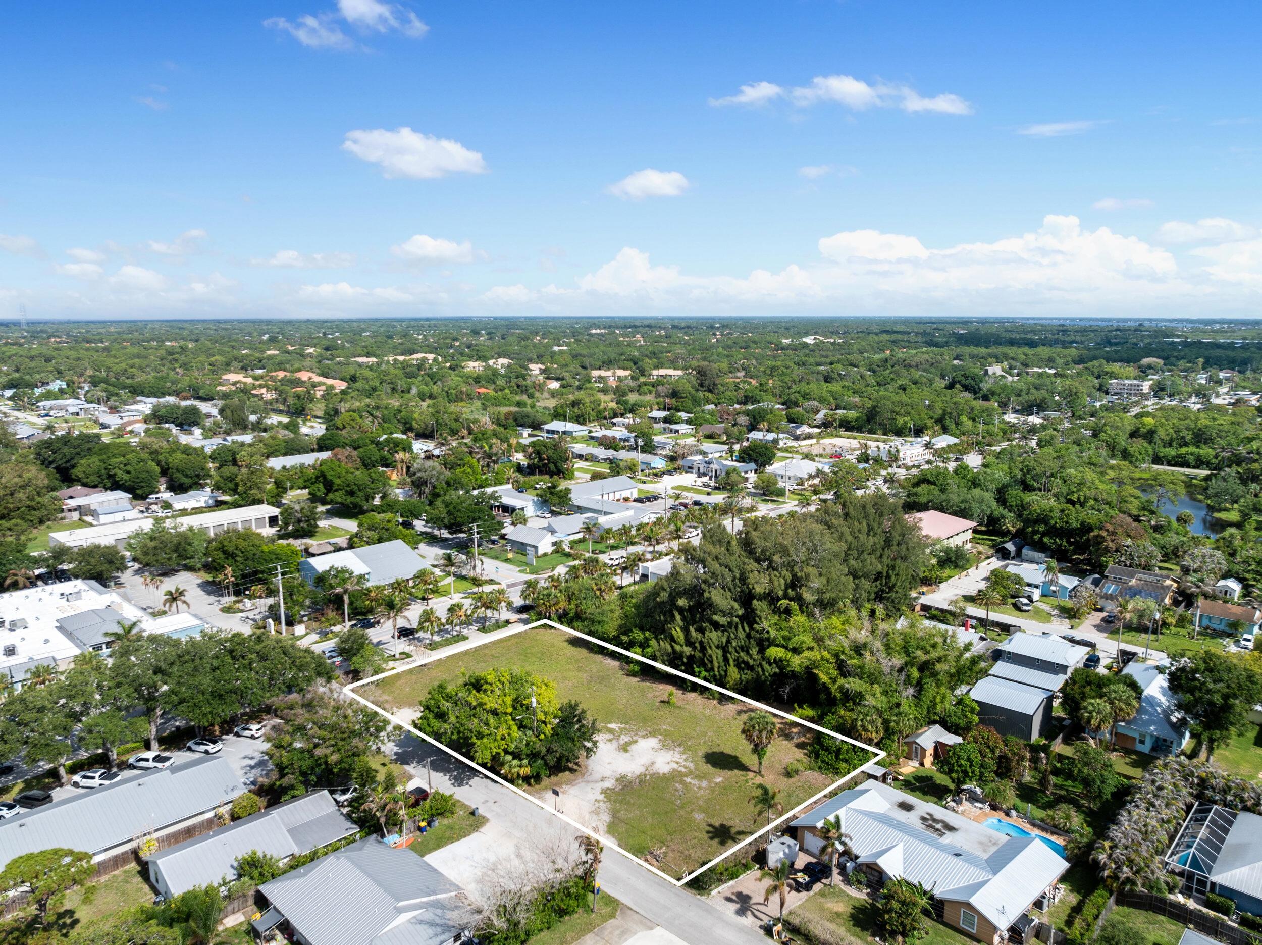 M4 M4-PALM CITY - Land