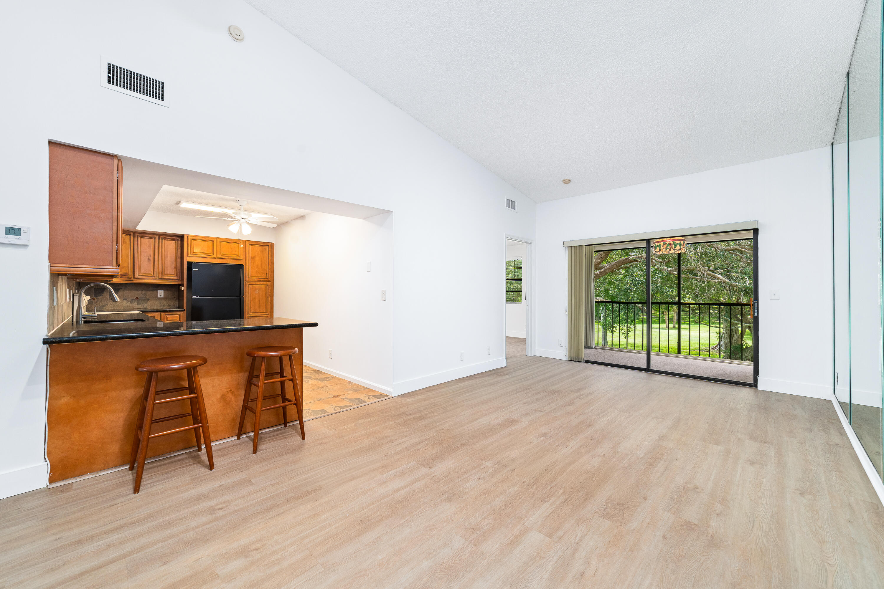 LAKE WINDWOOD CONDO - Residential Lease