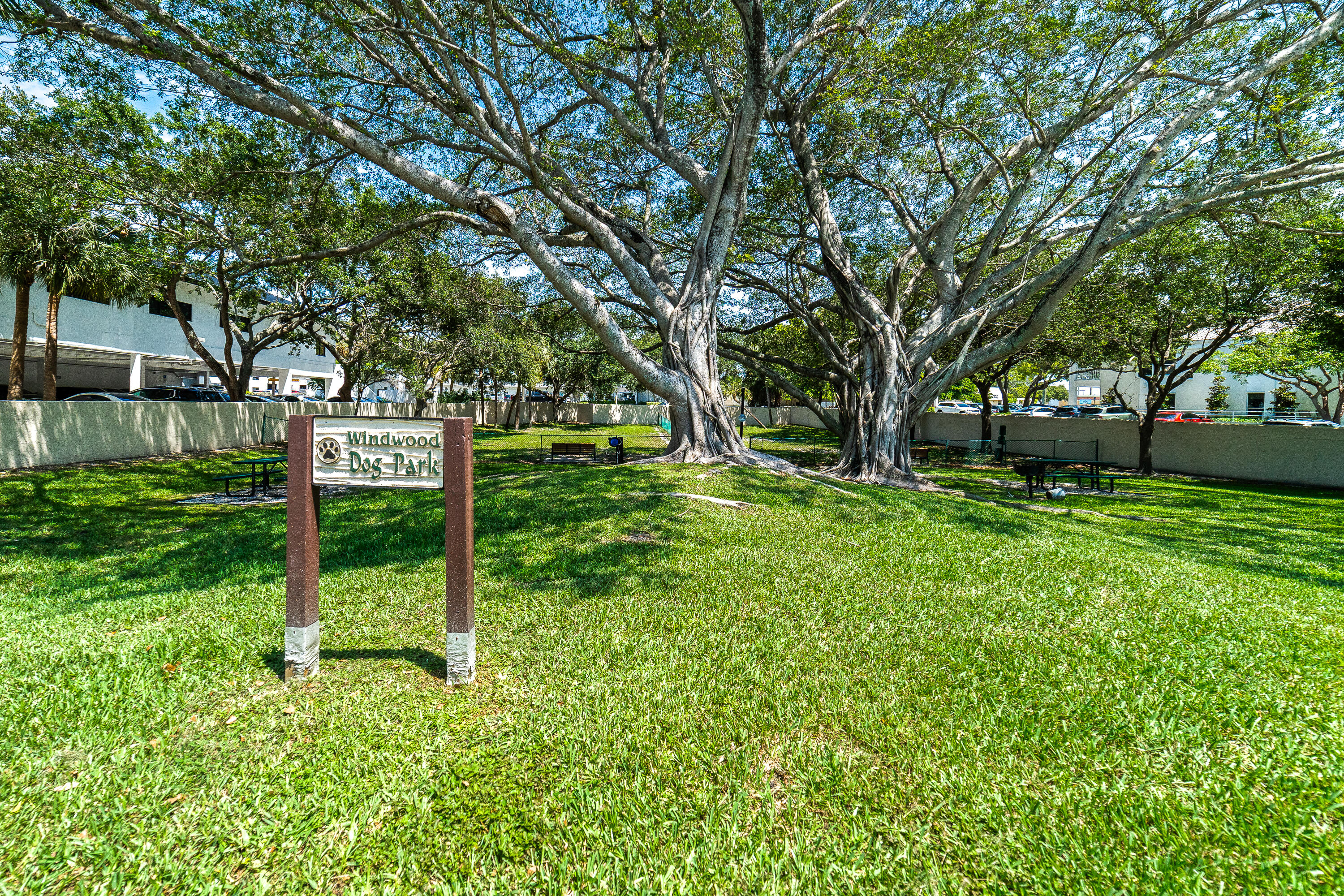 LAKE WINDWOOD CONDO - Residential Lease