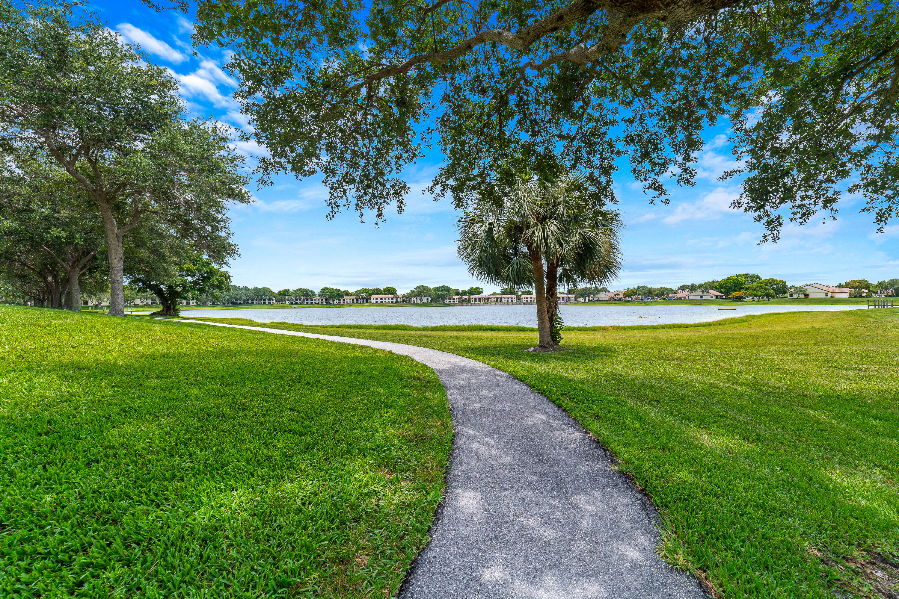 LAKE WINDWOOD CONDO - Residential Lease