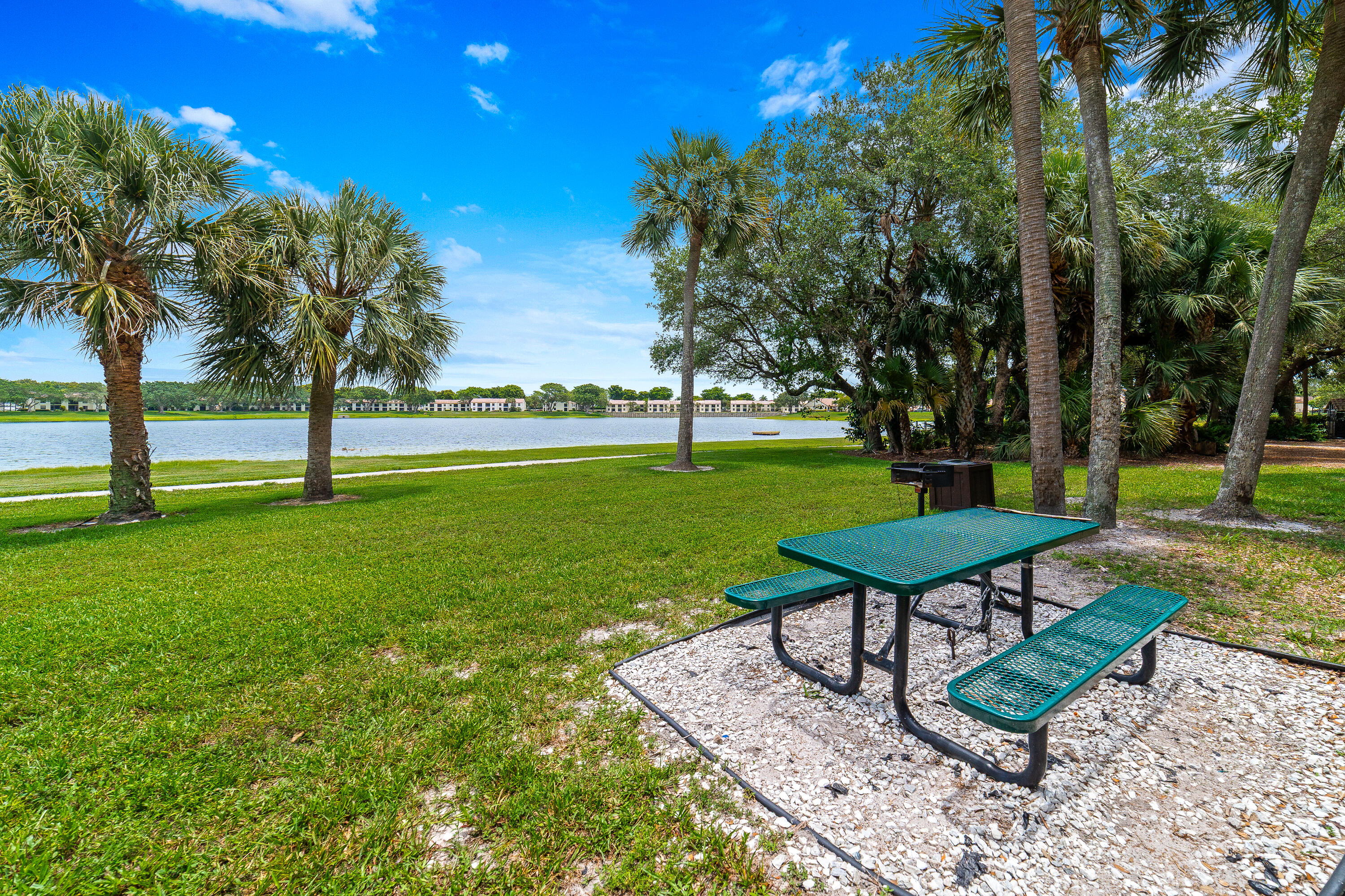 LAKE WINDWOOD CONDO - Residential Lease