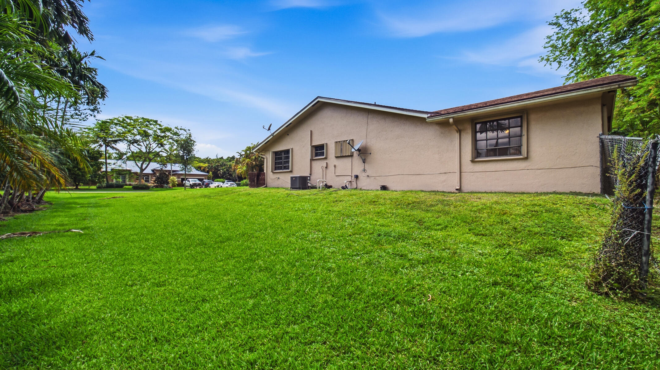 D & M ACRES - Residential