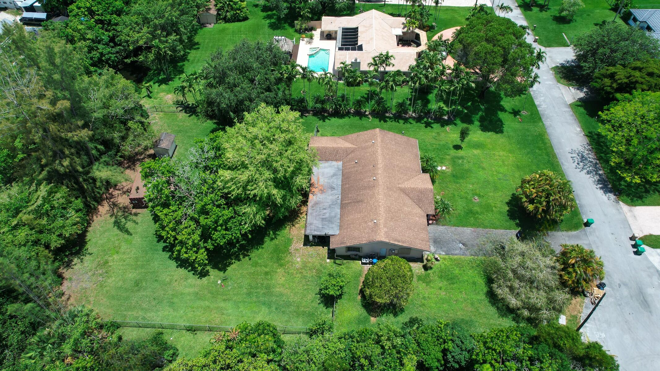 D & M ACRES - Residential