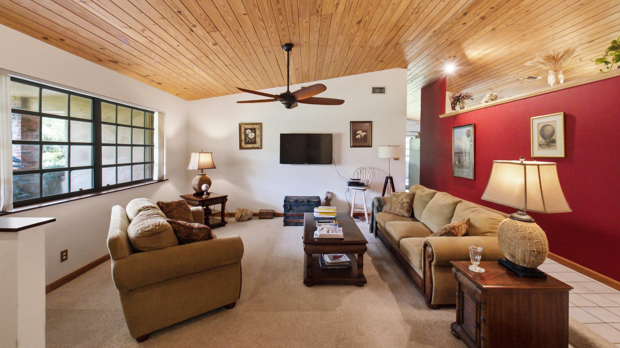 D & M ACRES - Residential