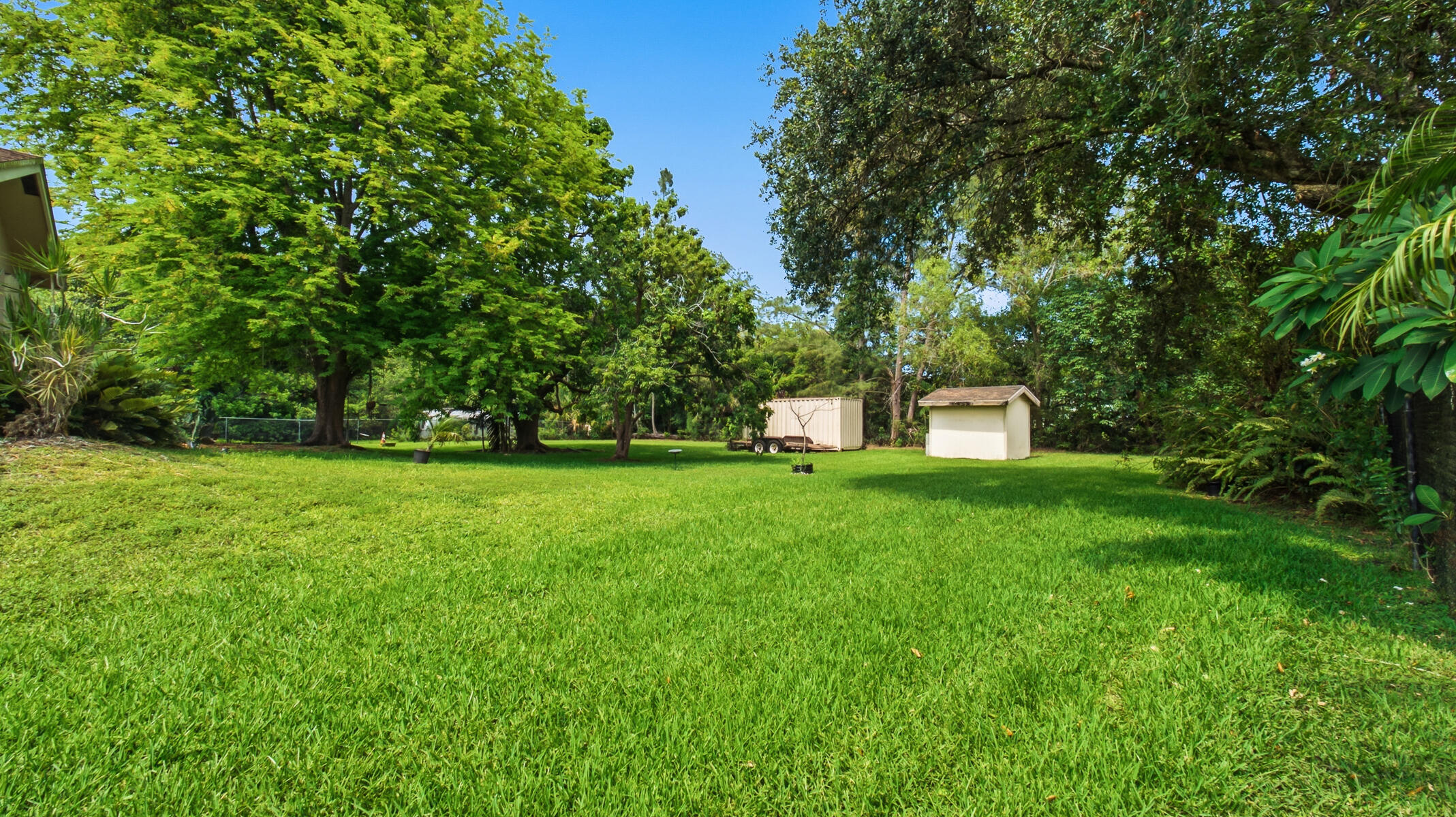 D & M ACRES - Residential