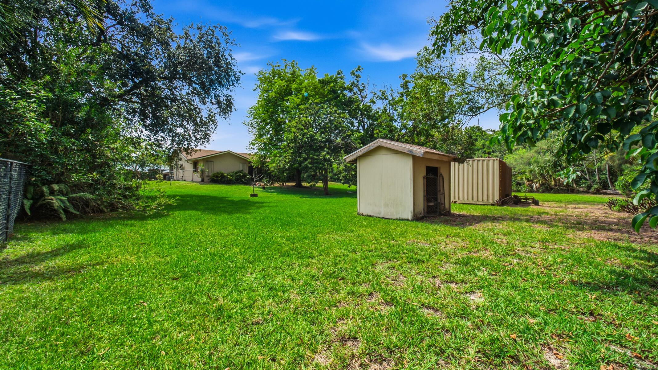 D & M ACRES - Residential