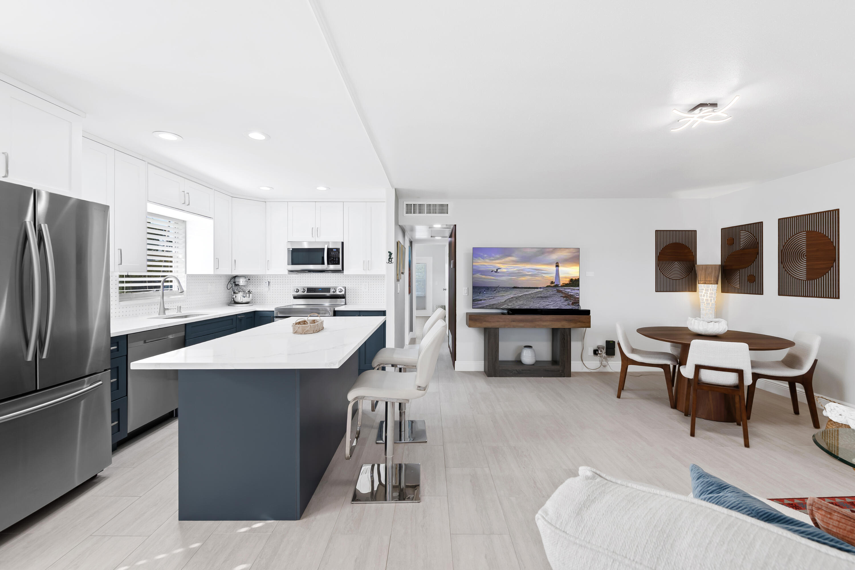 KINGS POINT SEVILLE CONDOS - Residential Lease