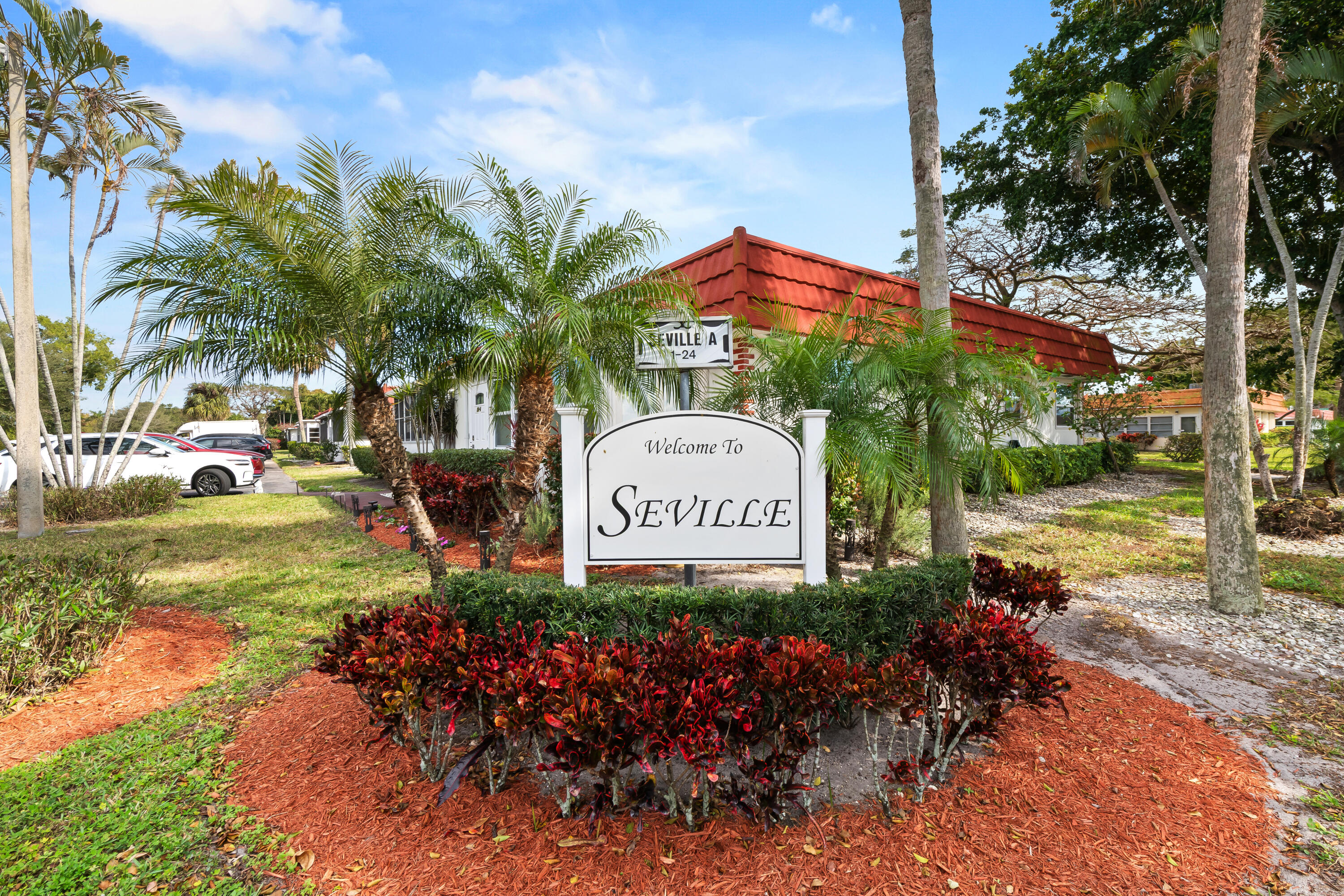 KINGS POINT SEVILLE CONDOS - Residential Lease