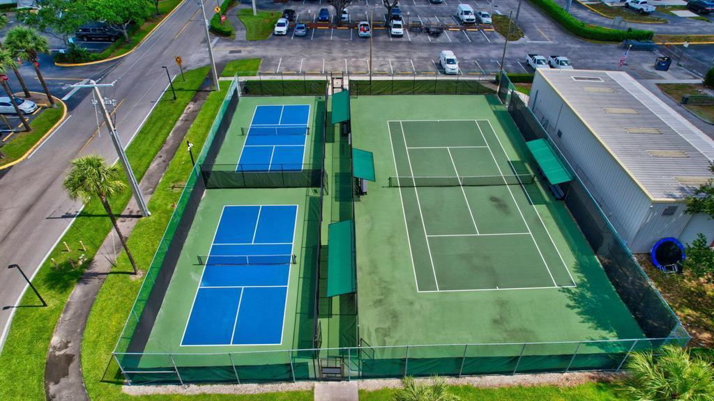 KINGS POINT SEVILLE CONDOS - Residential Lease