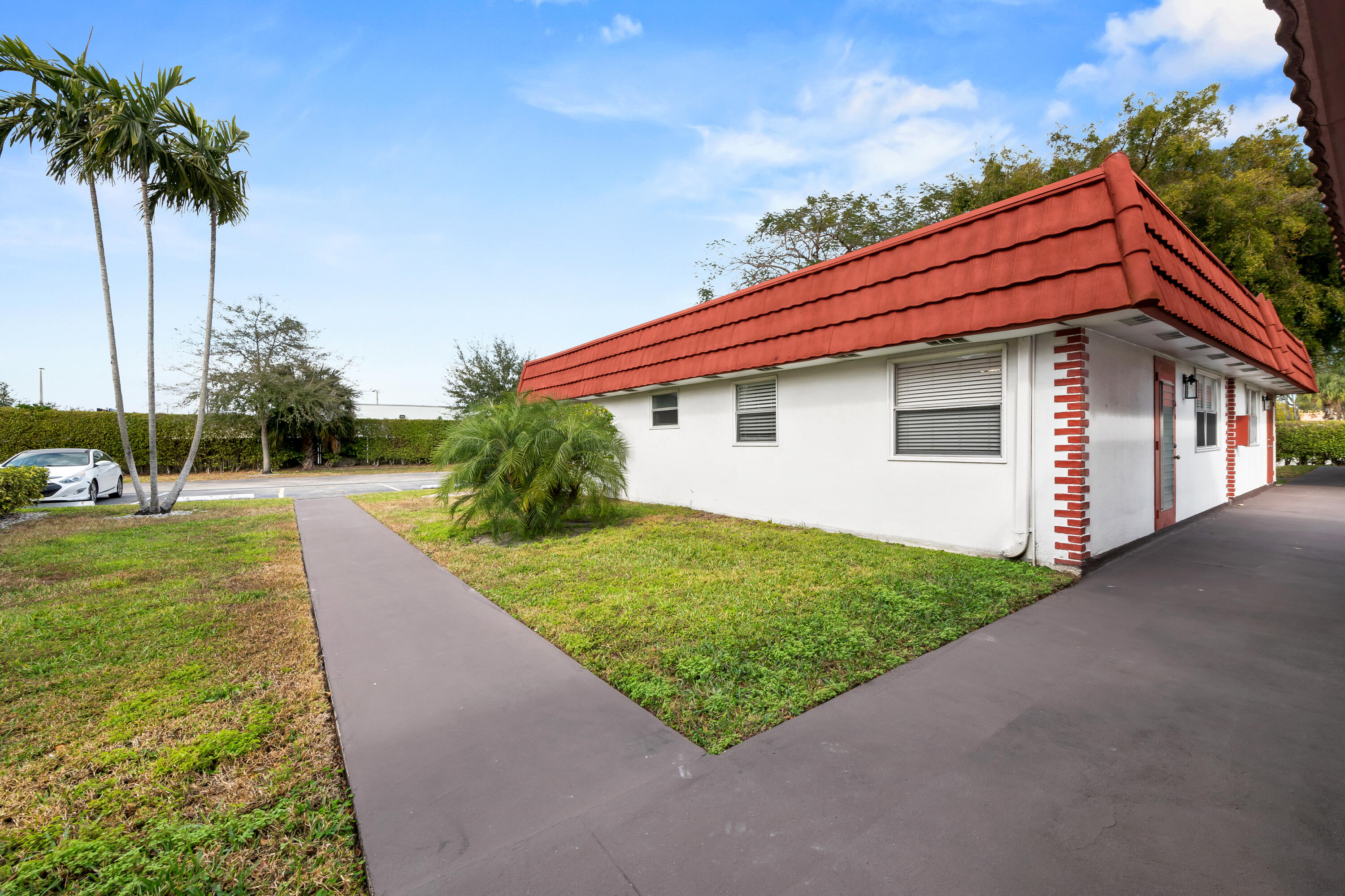 KINGS POINT SEVILLE CONDOS - Residential Lease