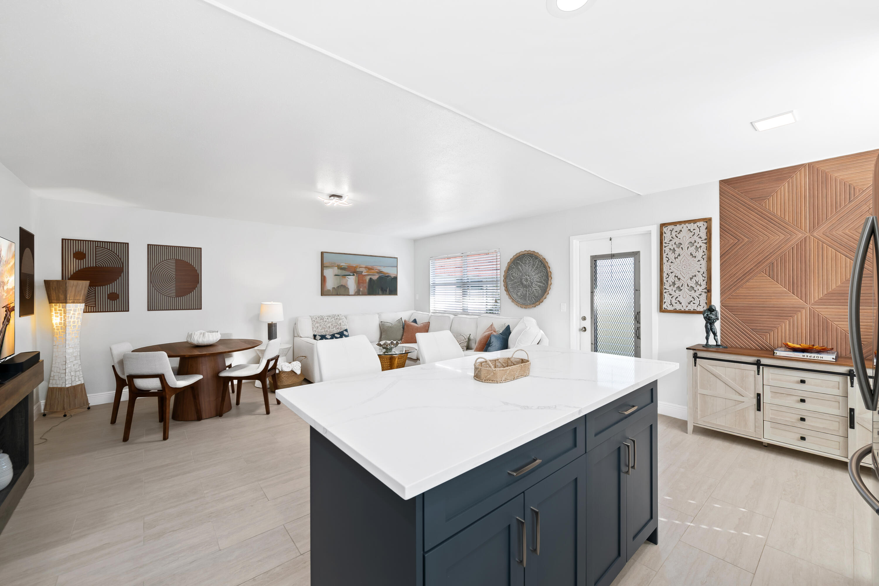 KINGS POINT SEVILLE CONDOS - Residential Lease