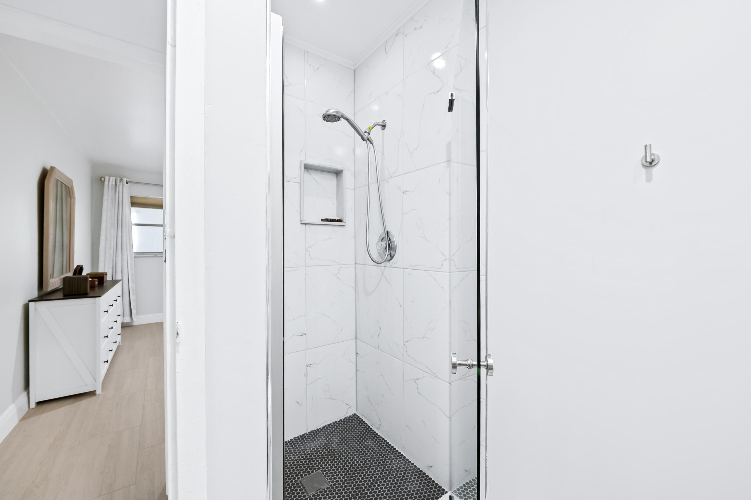 KINGS POINT SEVILLE CONDOS - Residential Lease