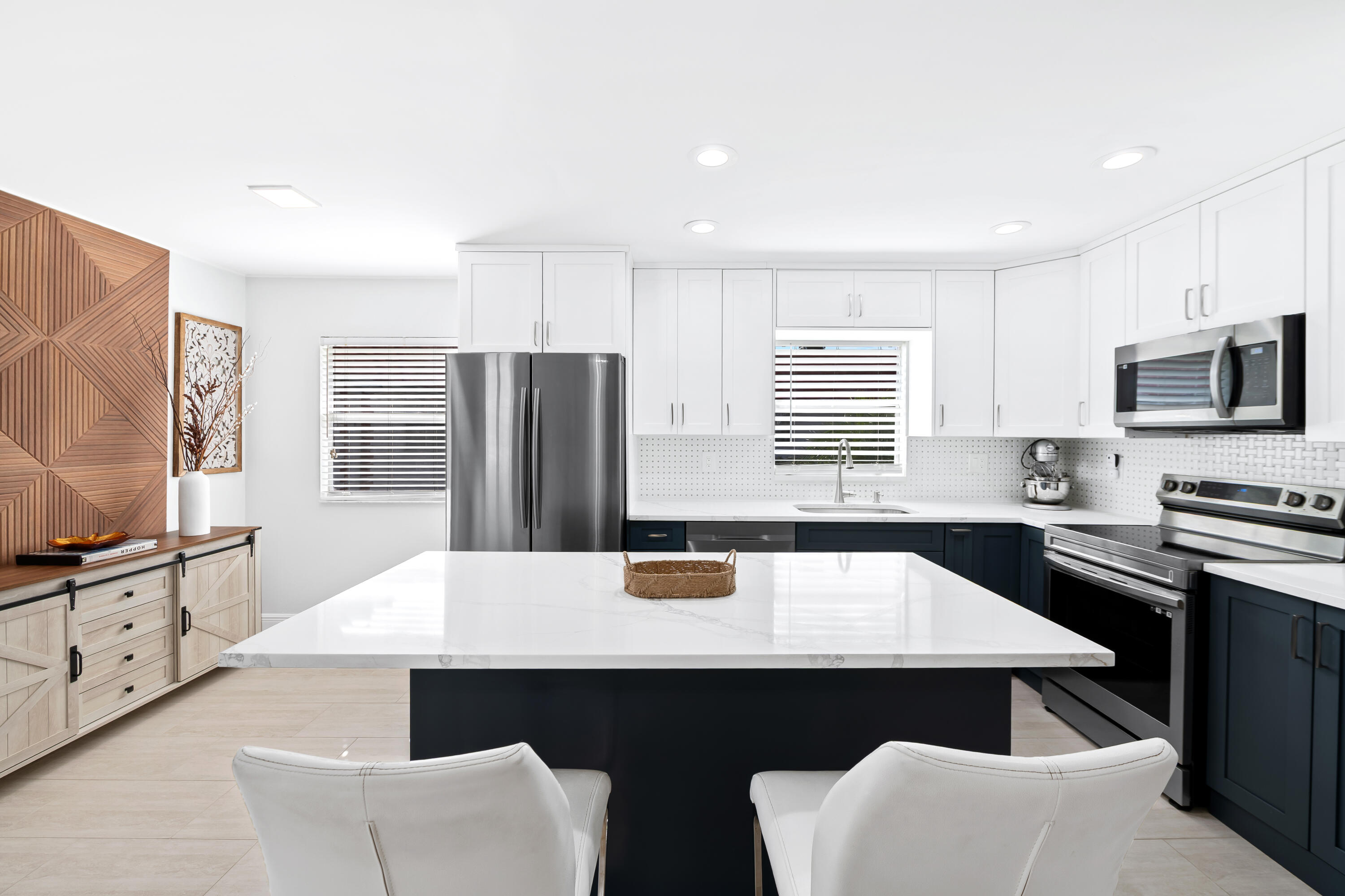 KINGS POINT SEVILLE CONDOS - Residential Lease