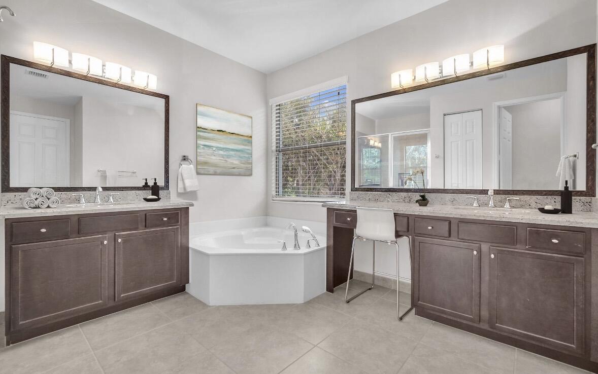 ATLANTIC COMMONS PL 5 - Residential
