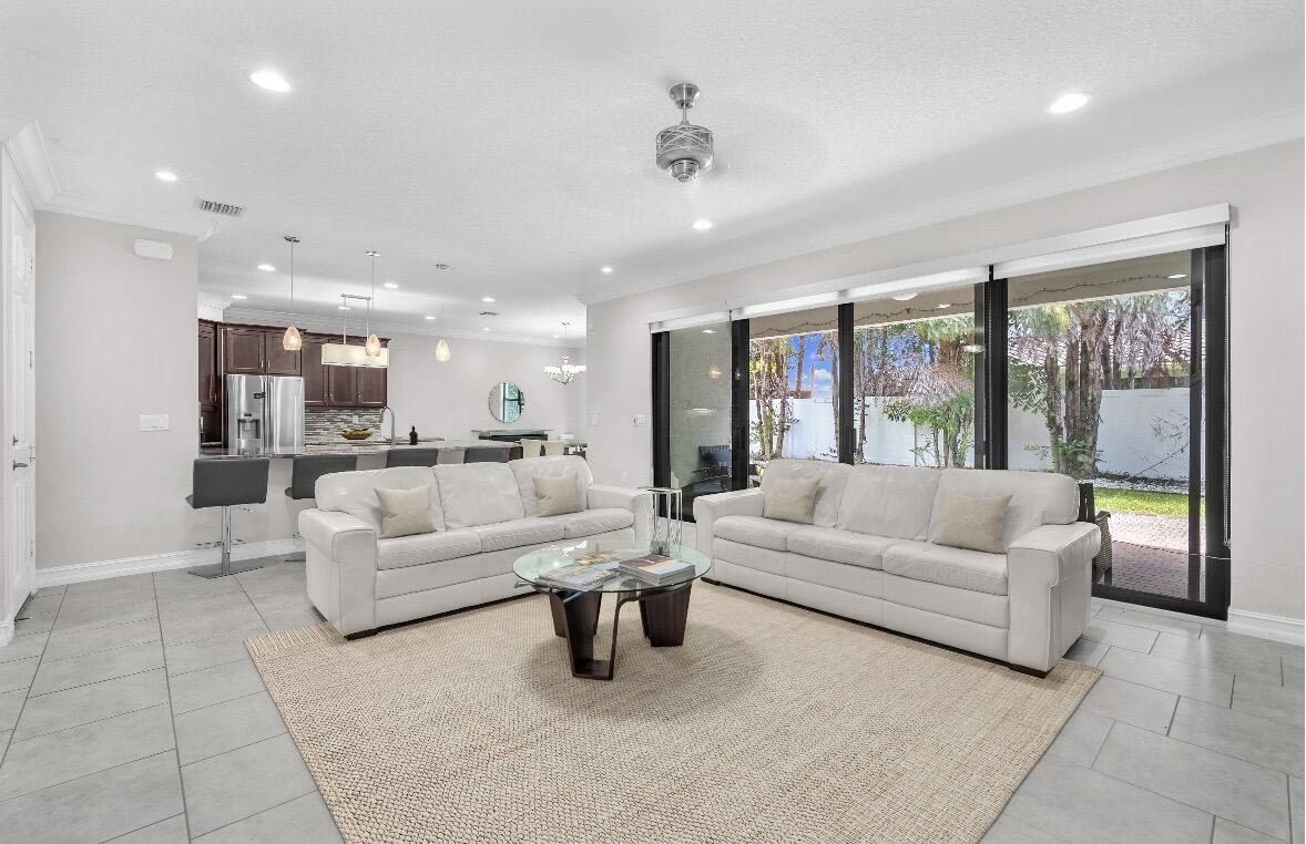 ATLANTIC COMMONS PL 5 - Residential