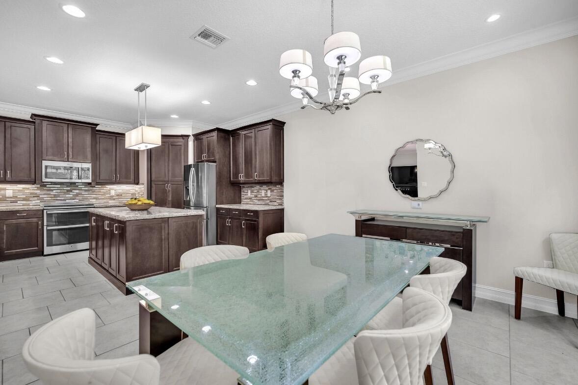 ATLANTIC COMMONS PL 5 - Residential