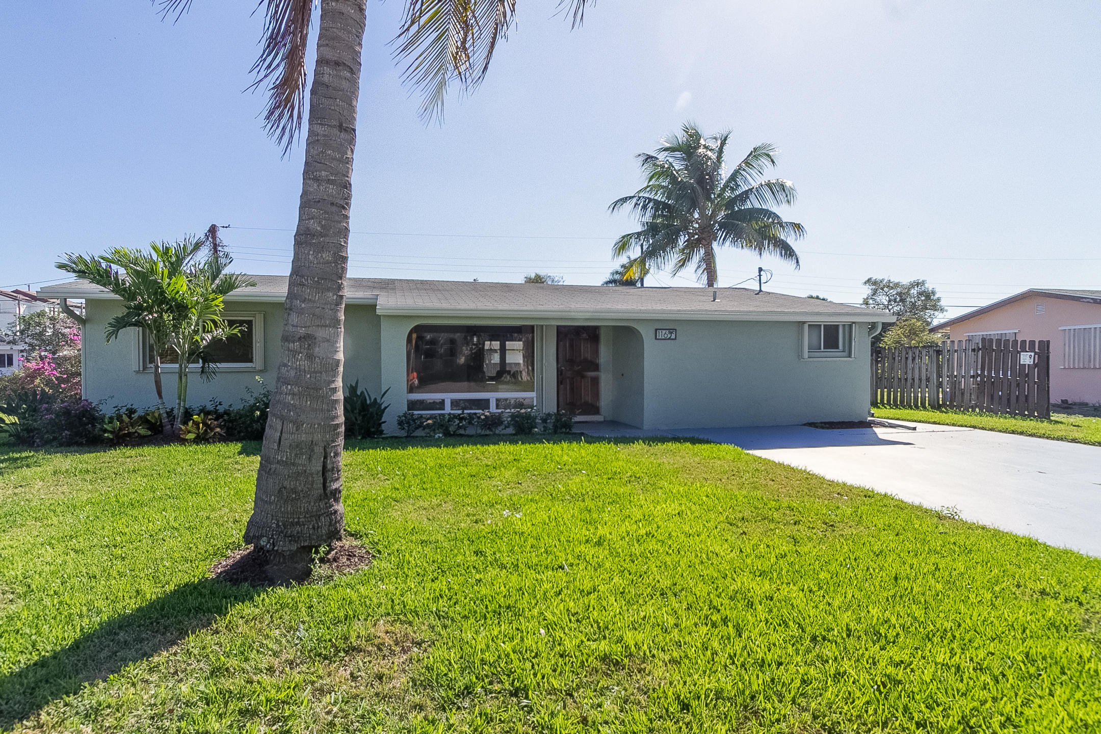 This 3/2 single family East Boca Raton house is located in Spanish Boca.  It is in downtown East Boca, next to Mizner Park, Royal Palm Plaza, 1 mile from Boca Raton Beaches. Best public schools.  It is located in Boca Raton beaches.