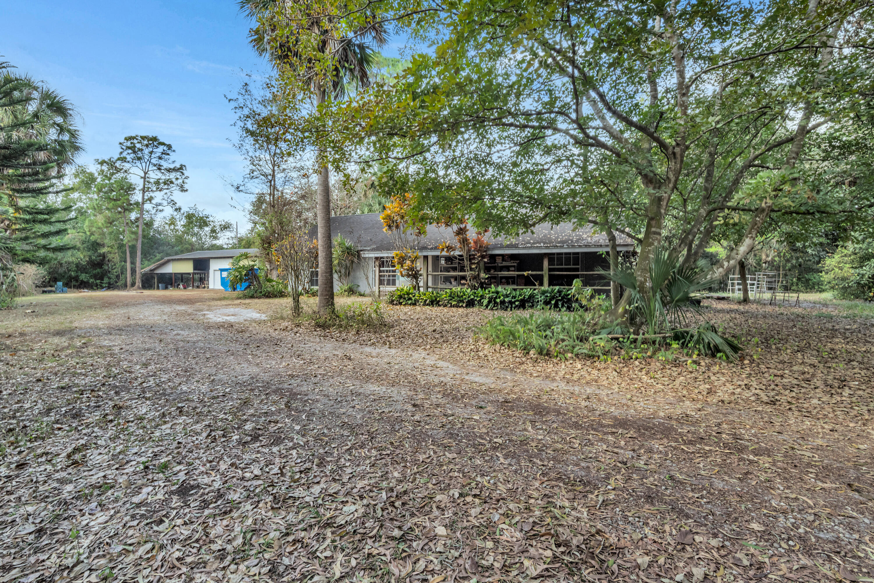 LOXAHATCHEE GROVES - Residential