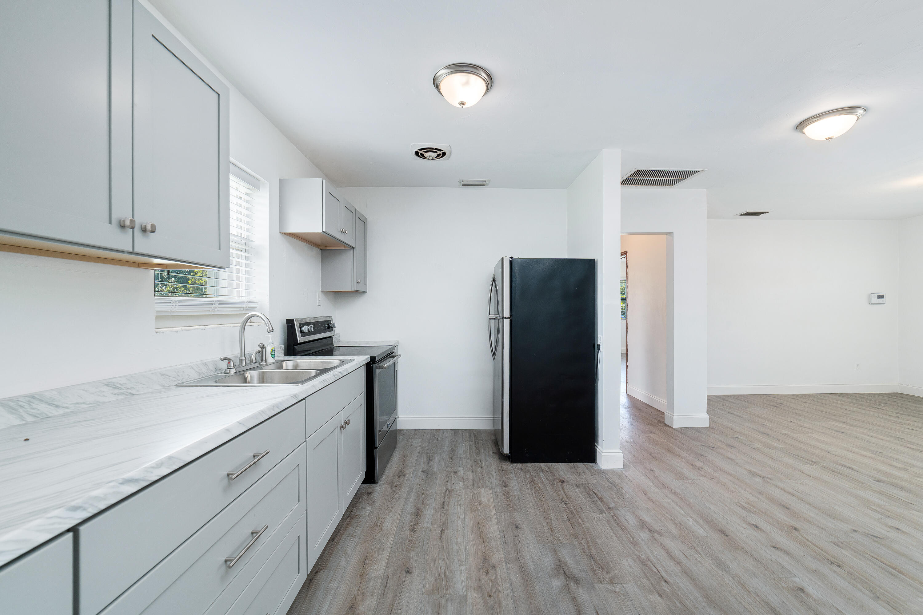 OAK PARK SUB - Residential
