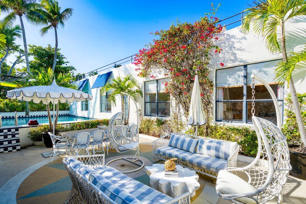 ROYAL PARK - Residential Lease