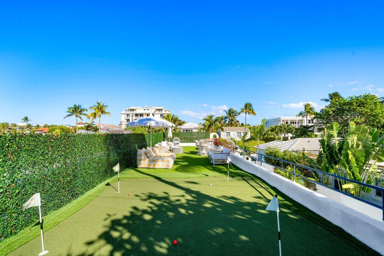 ROYAL PARK - Residential Lease