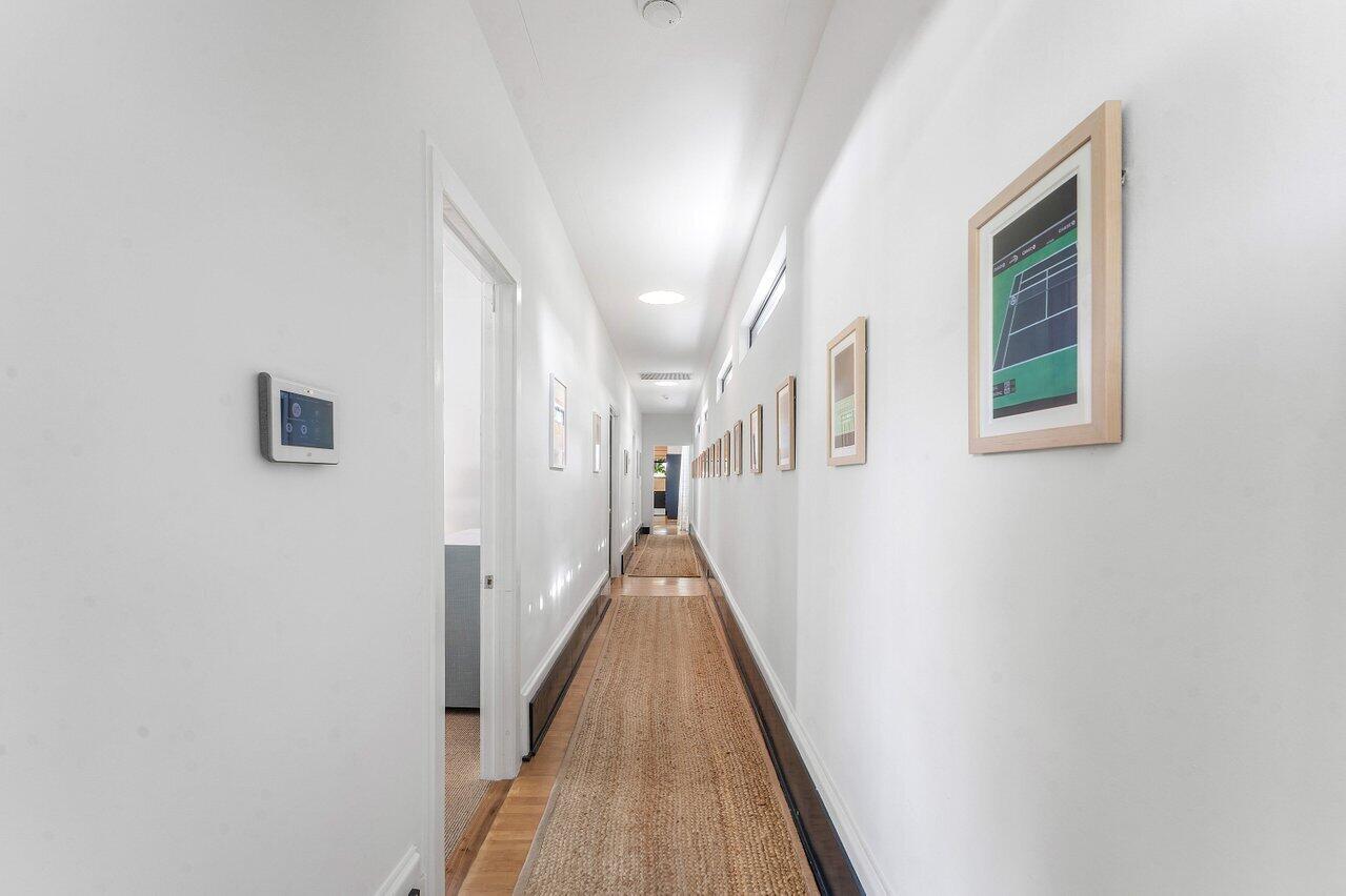 ROYAL PARK - Residential Lease