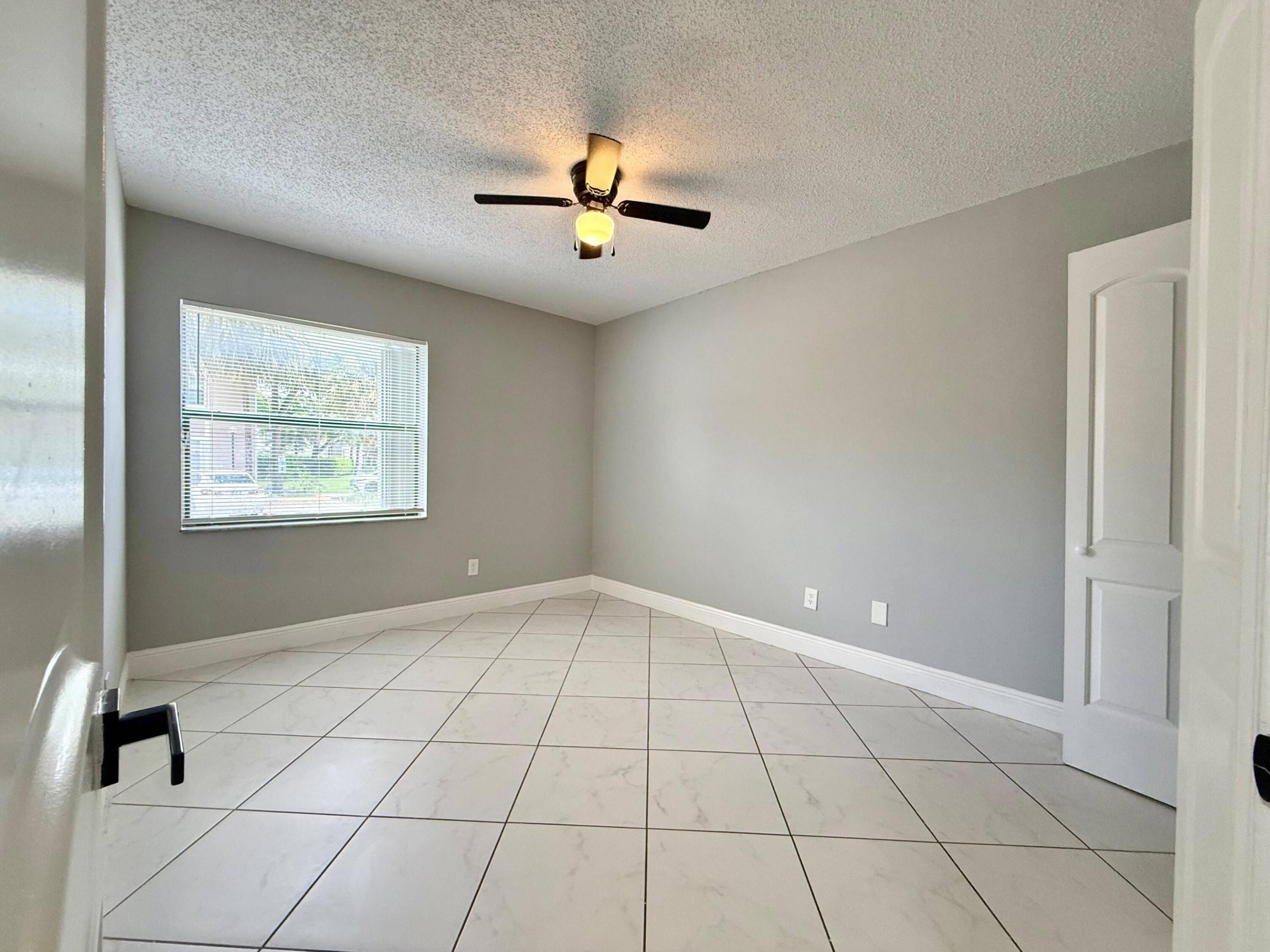 ROYAL GRENADIER II CONDO - Residential Lease