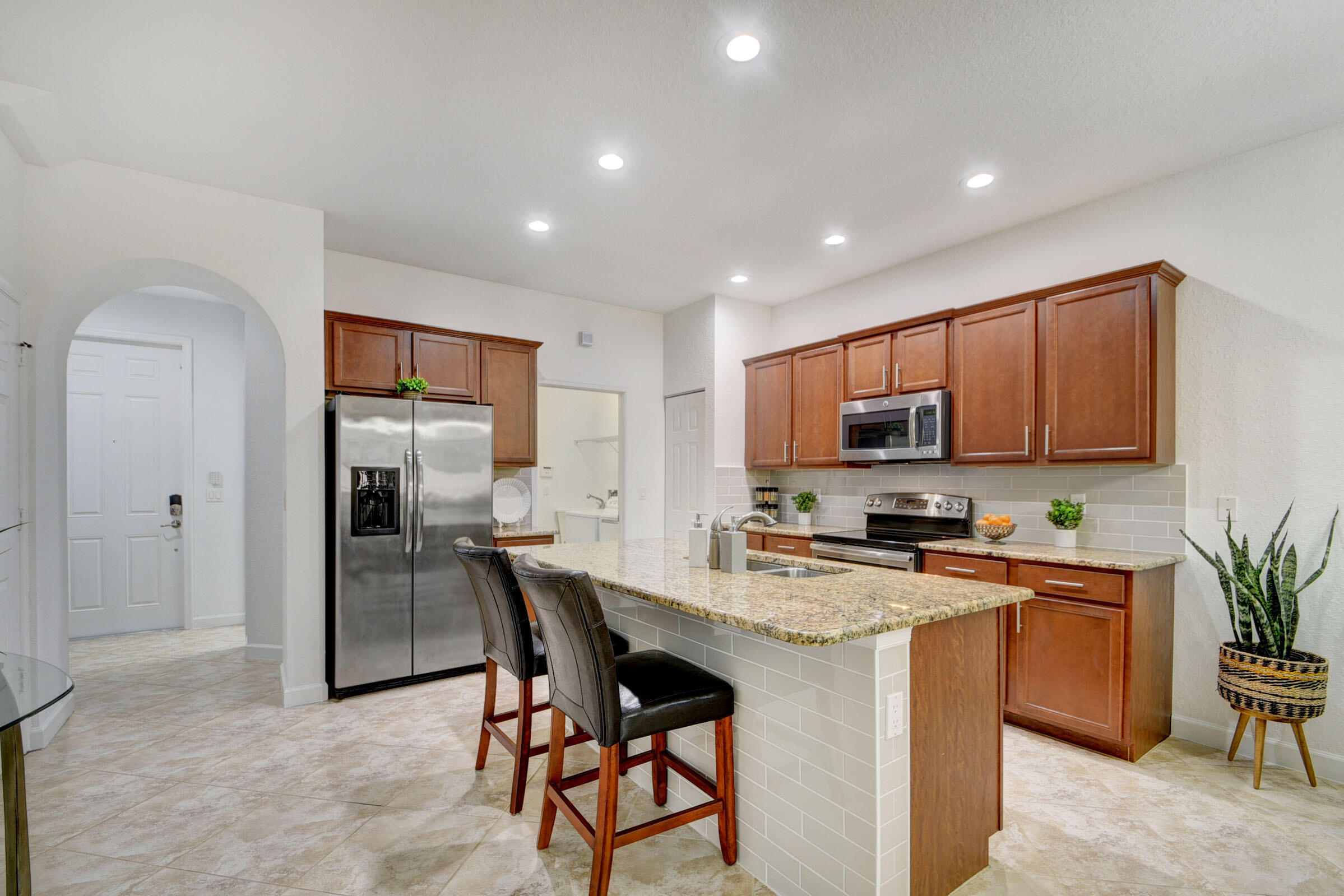 WELLINGTON PARC - Residential Lease