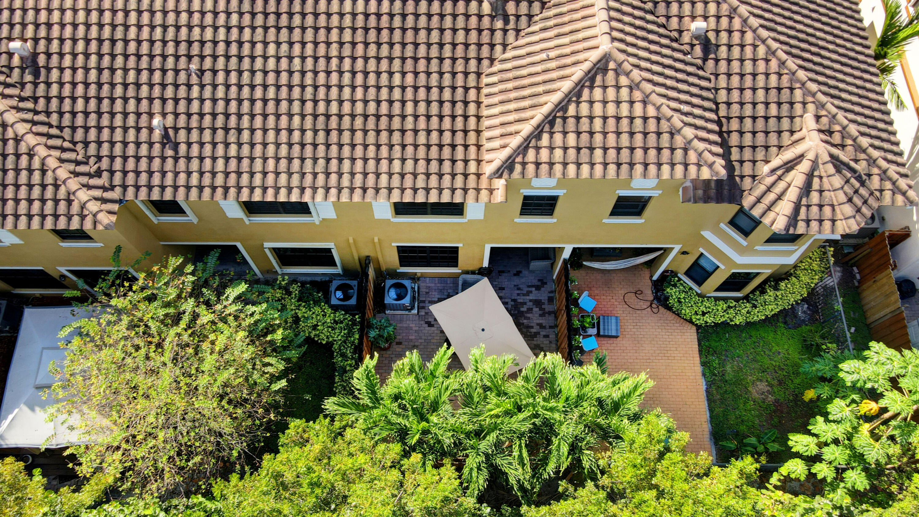 WELLINGTON PARC - Residential Lease