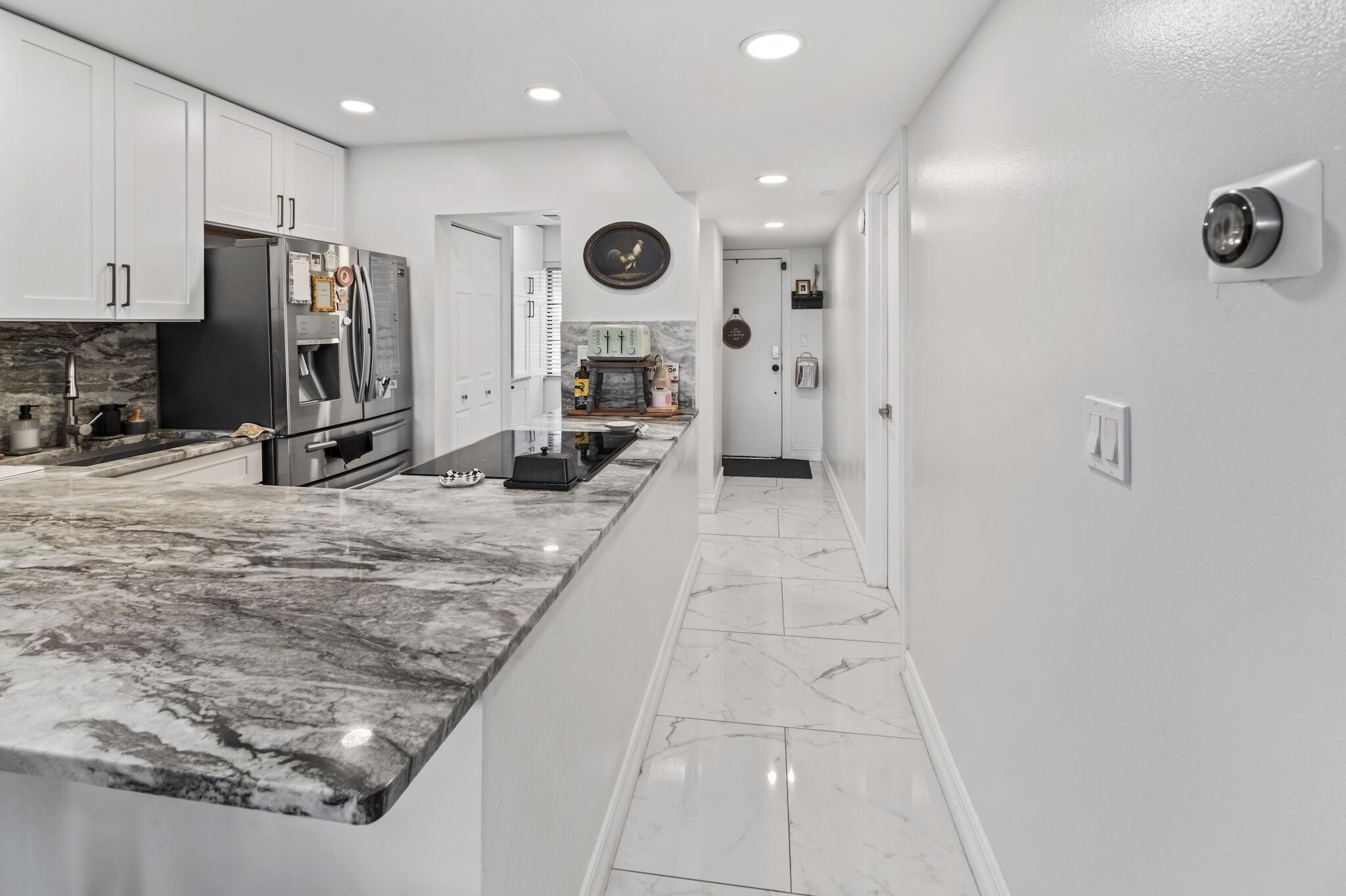 MANARANDA VILLAGE CONDO - Residential