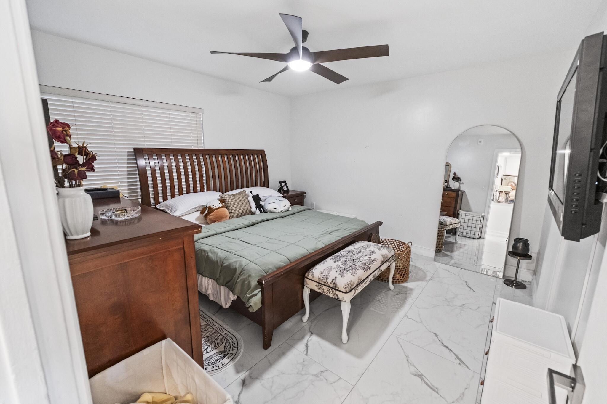 MANARANDA VILLAGE CONDO - Residential