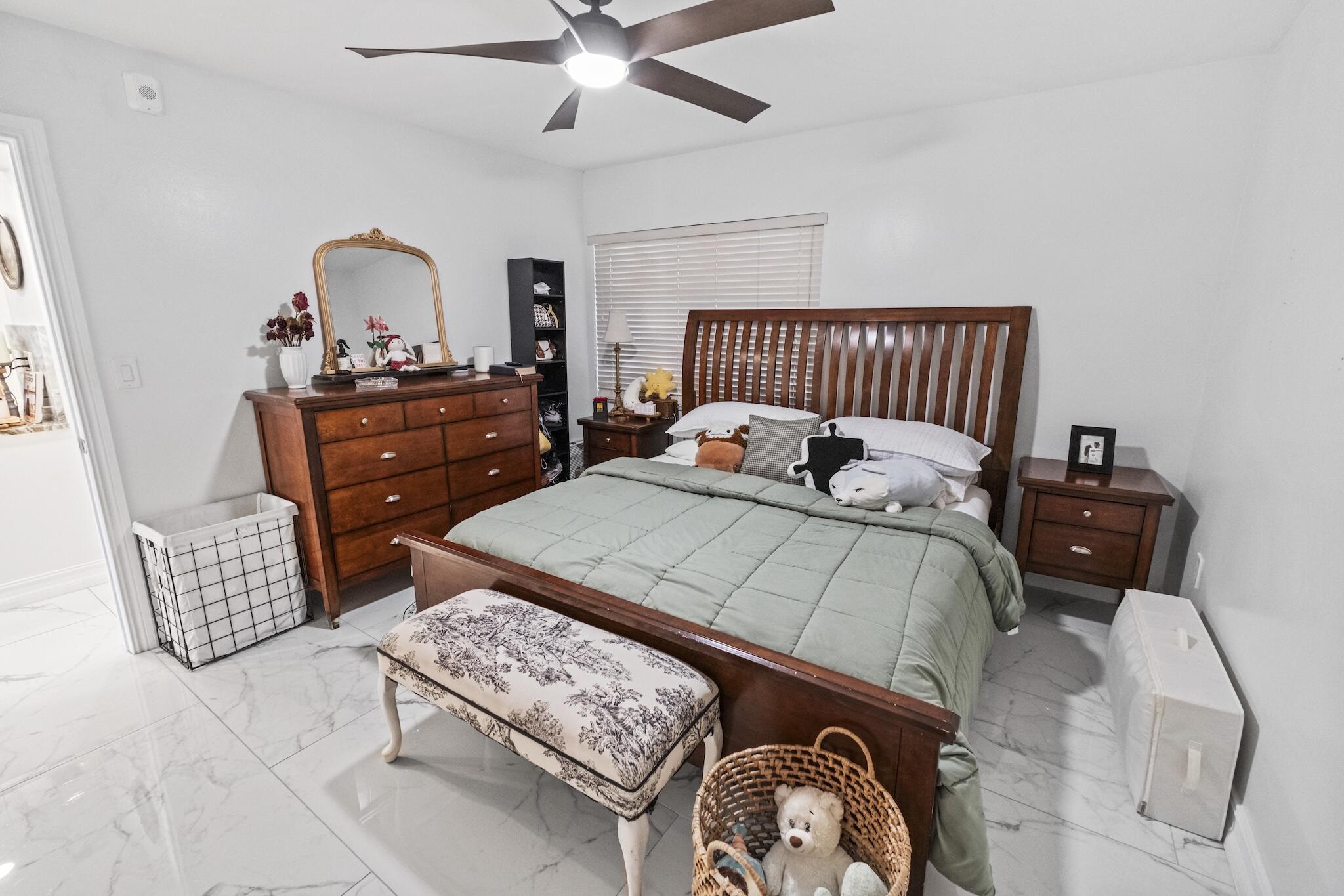 MANARANDA VILLAGE CONDO - Residential
