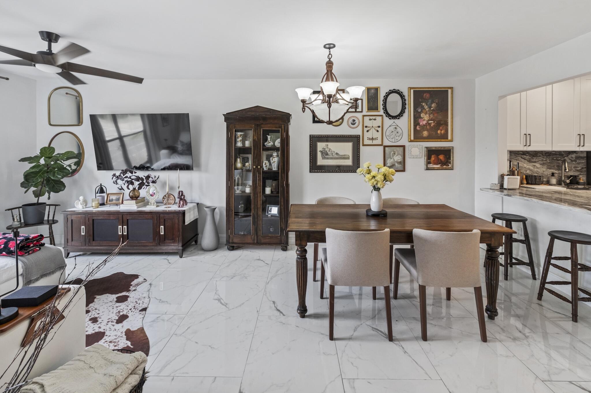 MANARANDA VILLAGE CONDO - Residential