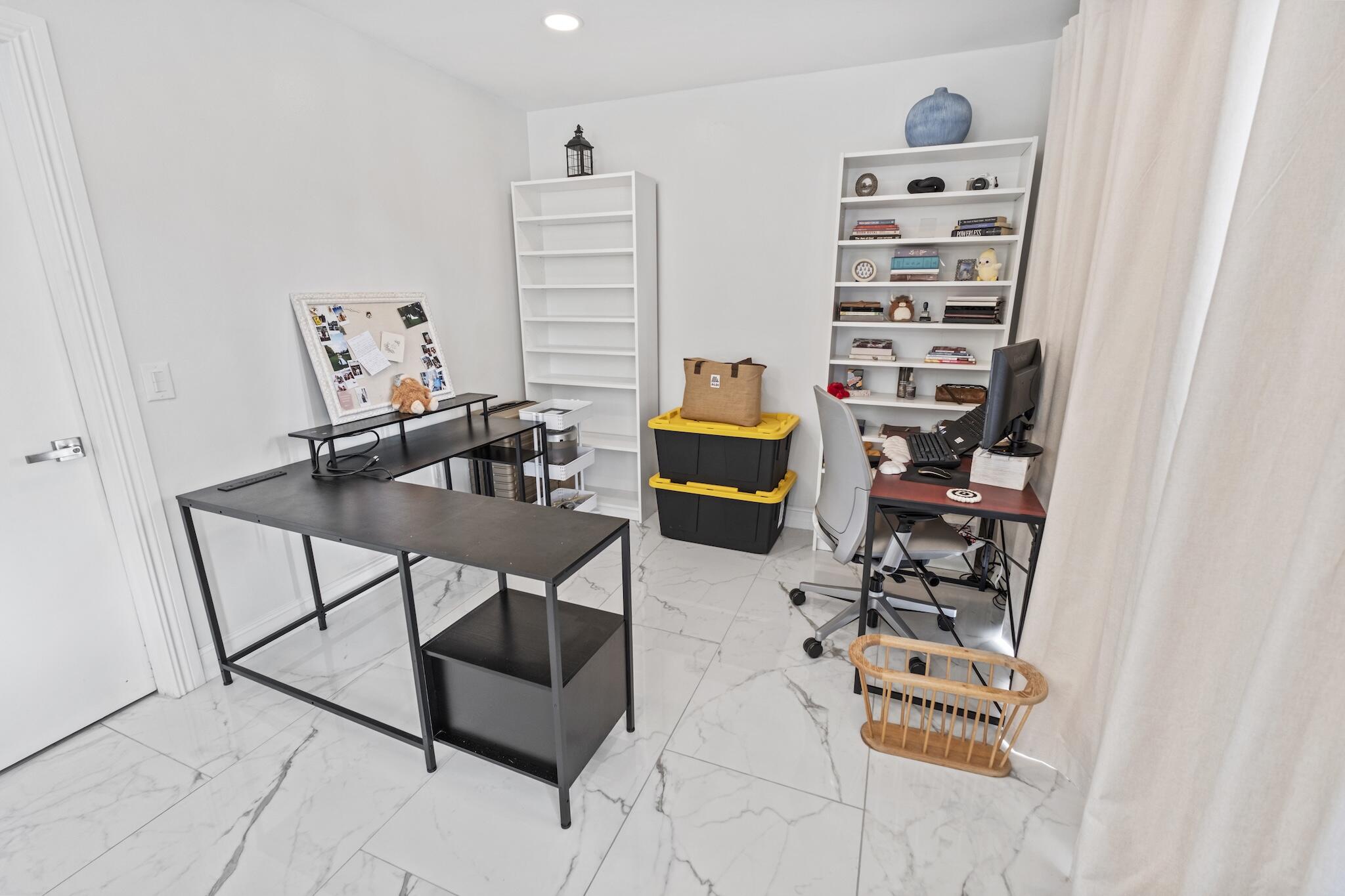 MANARANDA VILLAGE CONDO - Residential