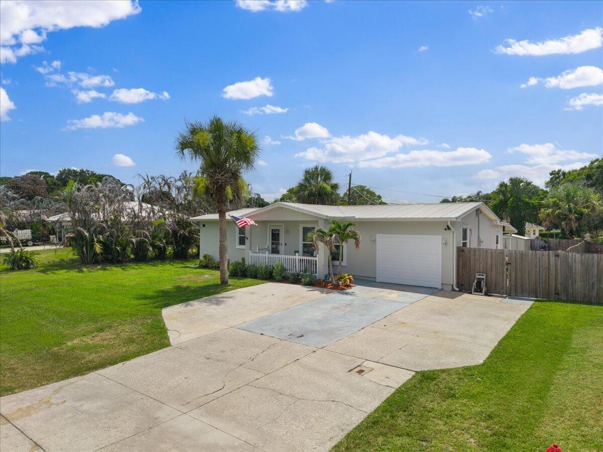 INDIAN RIVER HEIGHTS - Residential