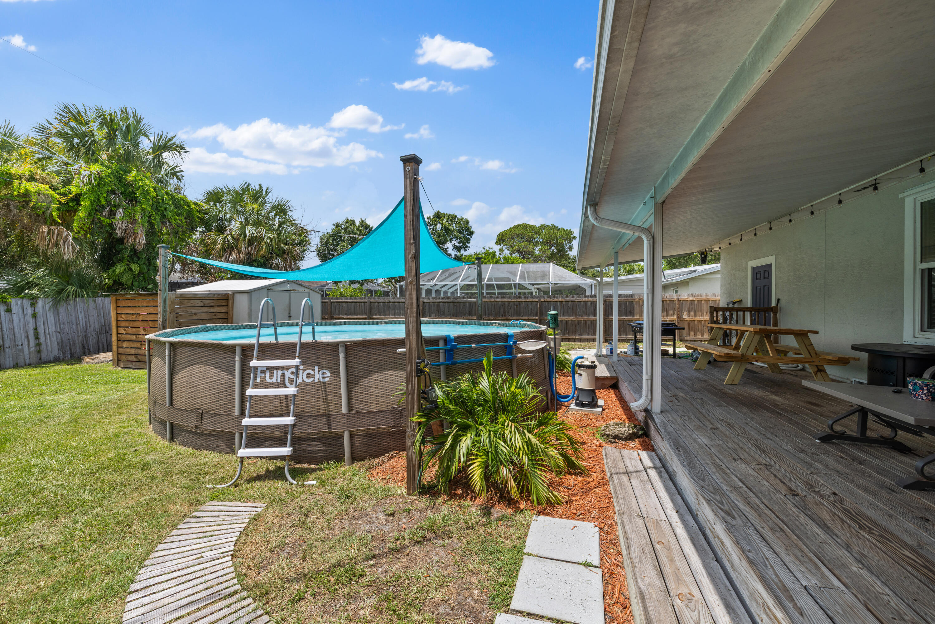 INDIAN RIVER HEIGHTS - Residential