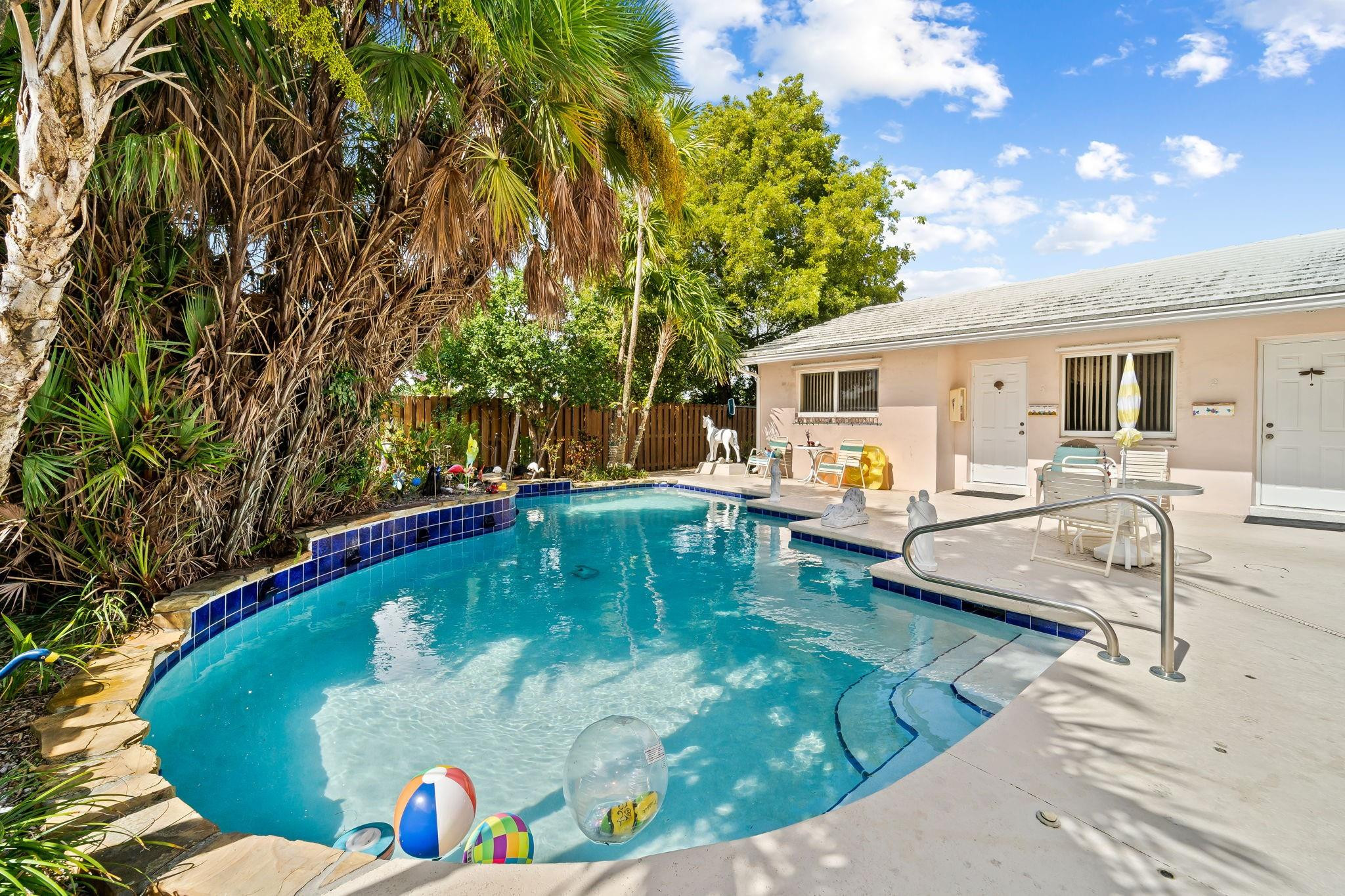 CORAL RIDGE ISLES - Residential Income